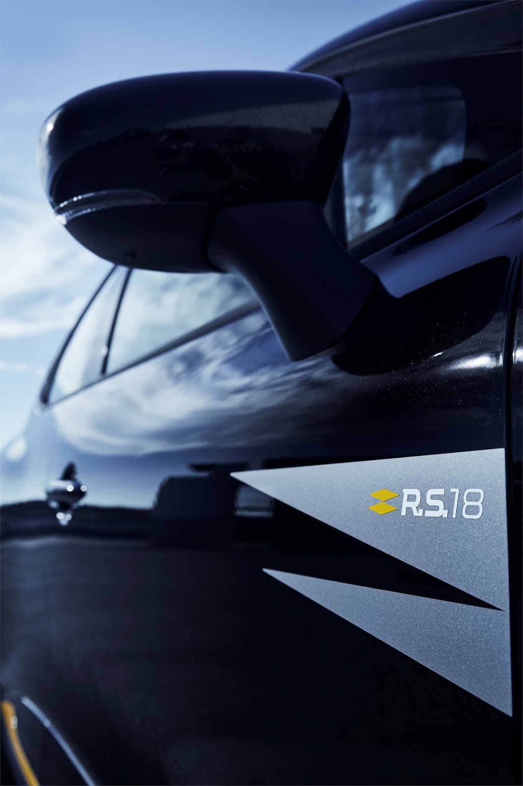 4RS2] Références Renault des monogrammes et logos noirs (idem Clio RS18 ou  option Black pack) - Page 2 - Clio RS Concept ®