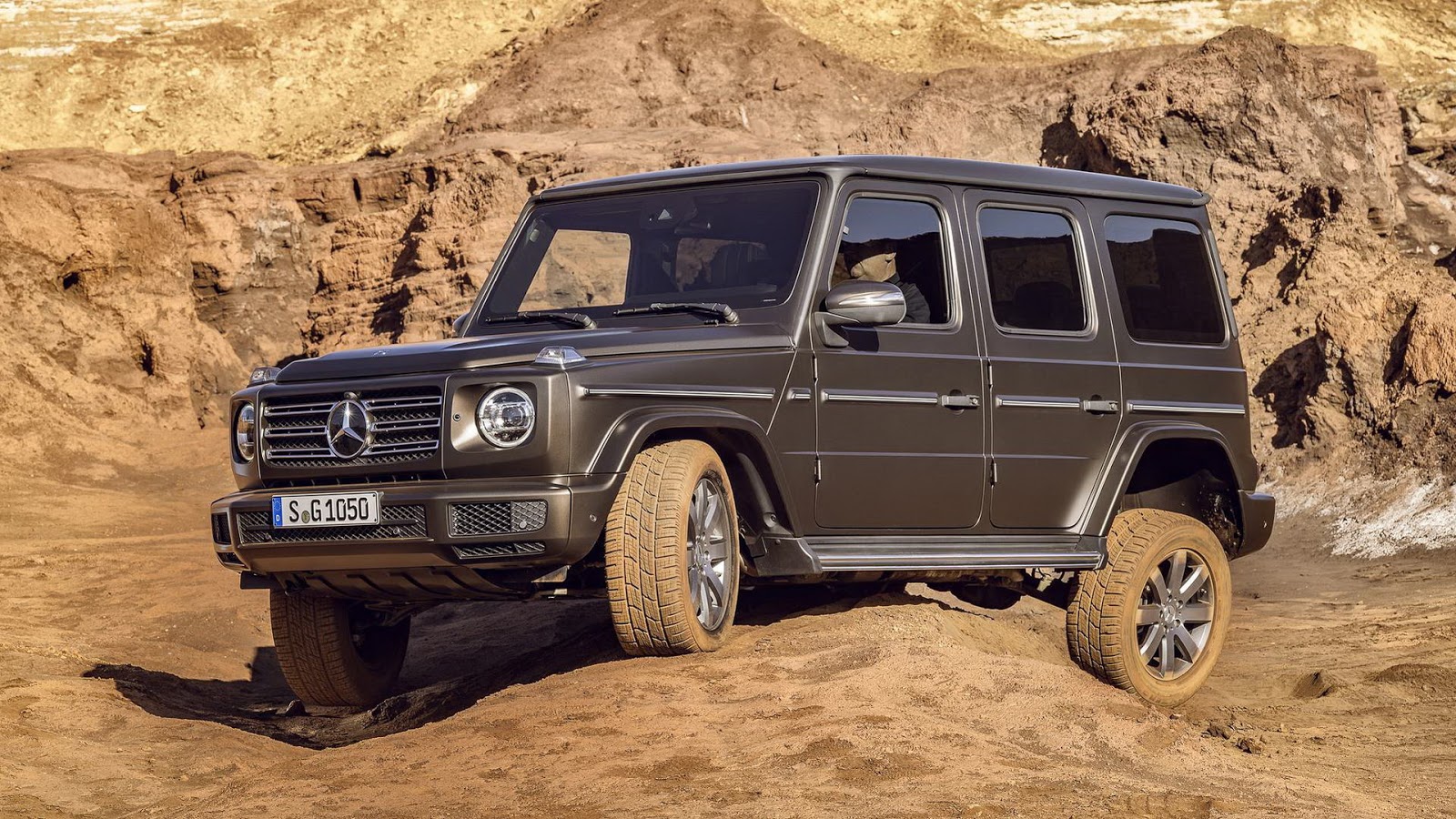 2019 Mercedes Benz G Class Is An Icon Reborn Carscoops