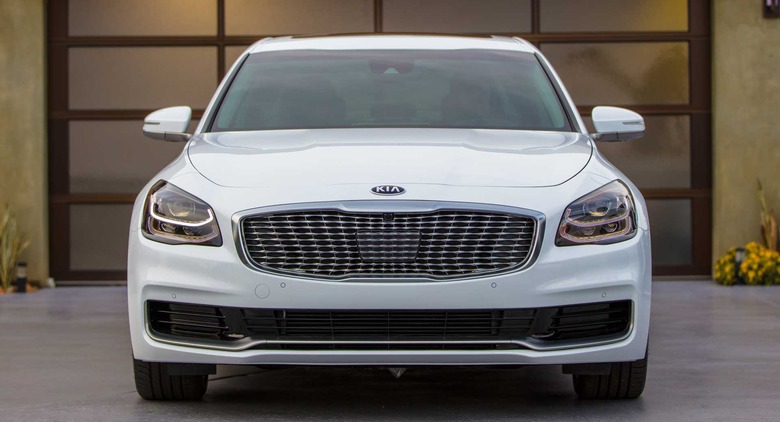 2019_Kia-K900