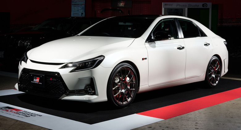 Toyota Mark X GRMN Returns With RWD, 313 HP And Carbon Fiber Roof