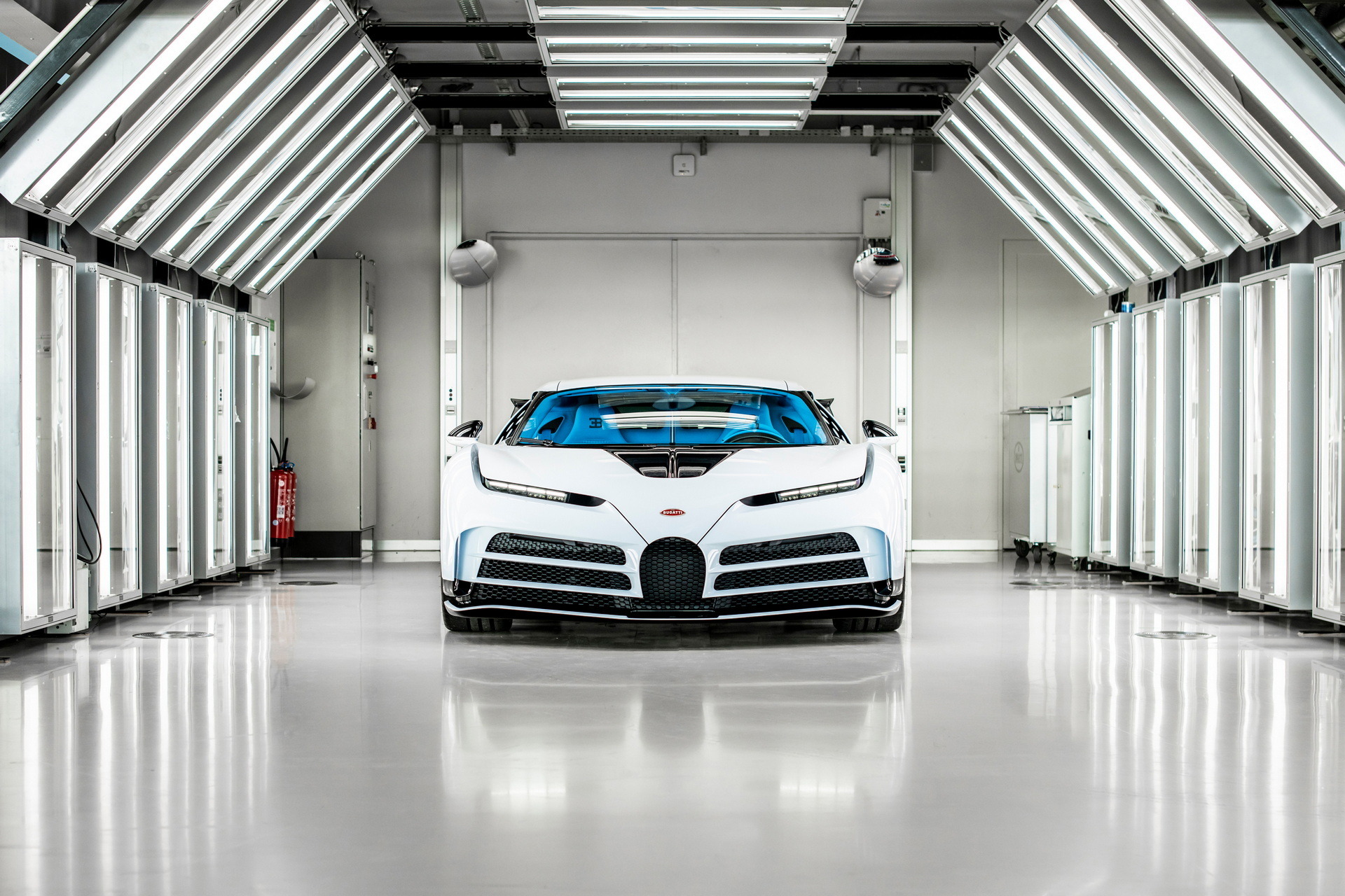 Bugatti Centodieci - Last Example (1)