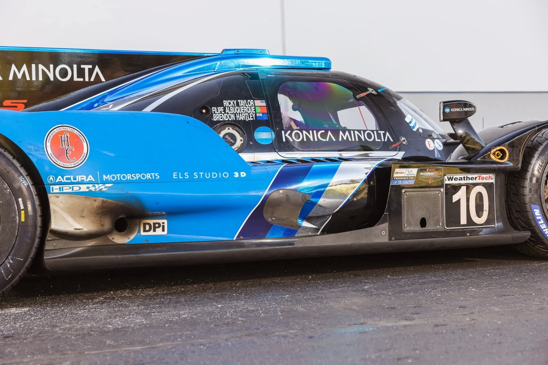 2022 Acura ARX-05 Racecar 35