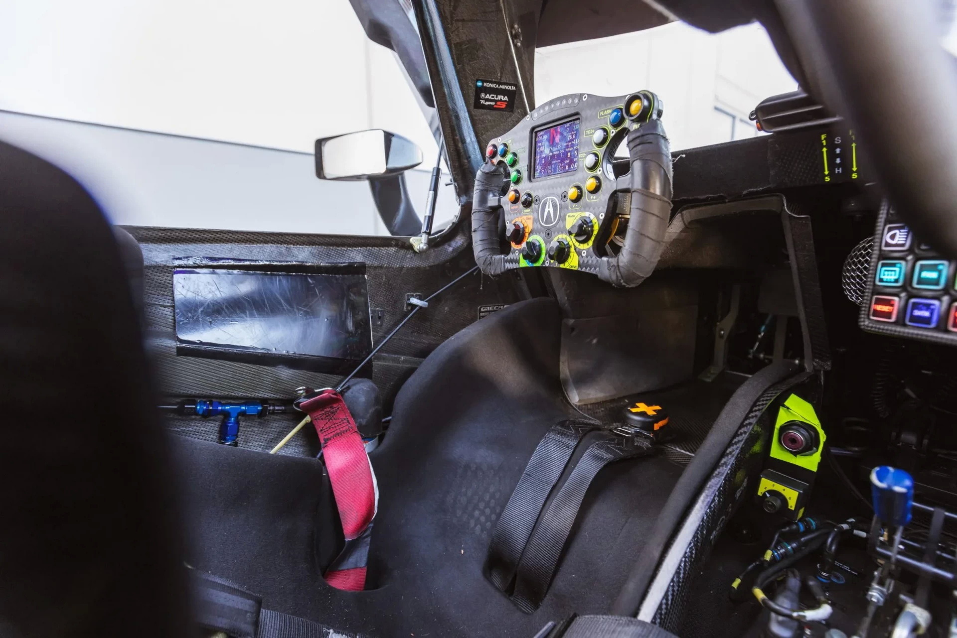 2022 Acura ARX-05 Racecar 47