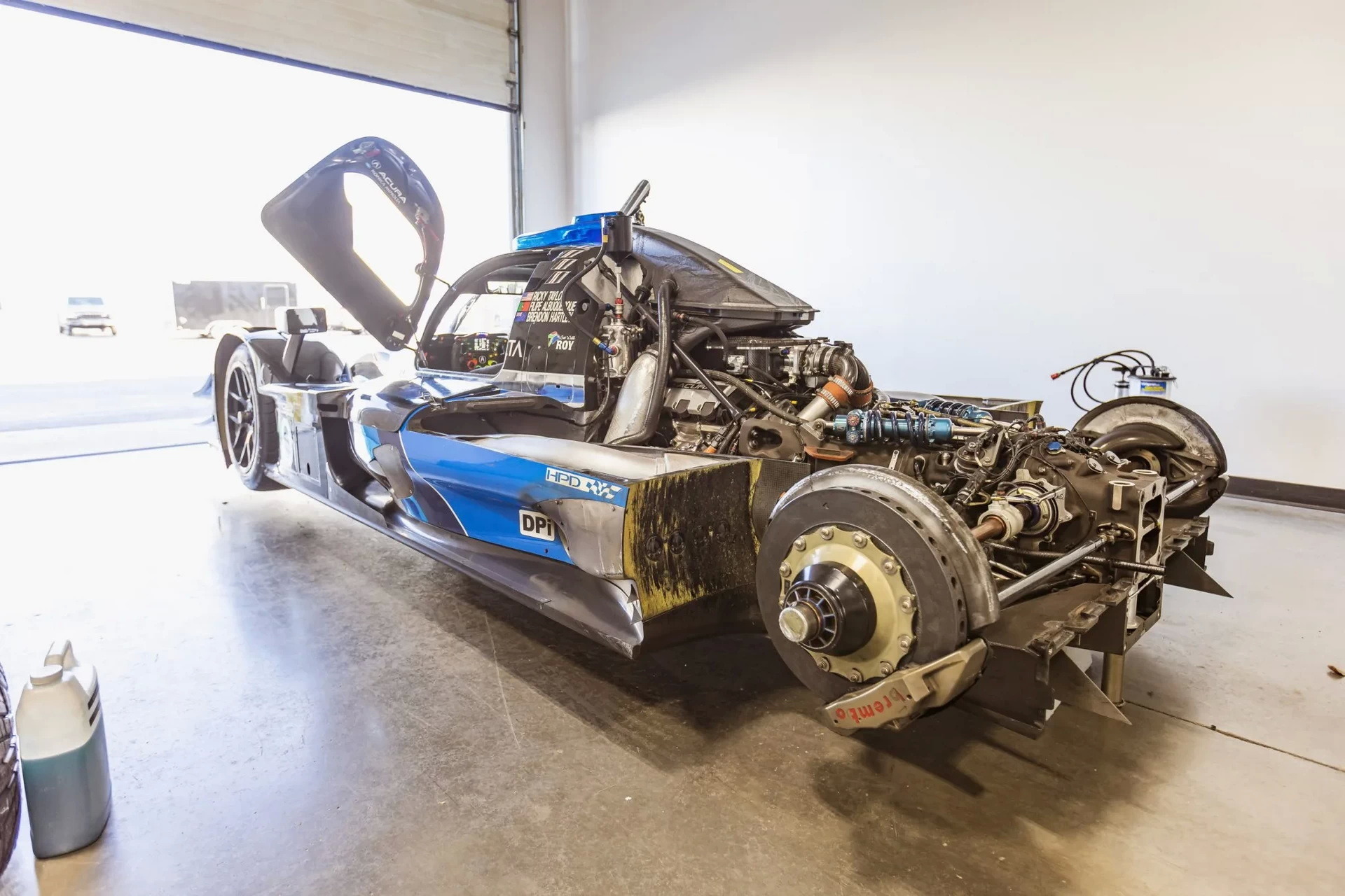 2022 Acura ARX-05 Racecar 60