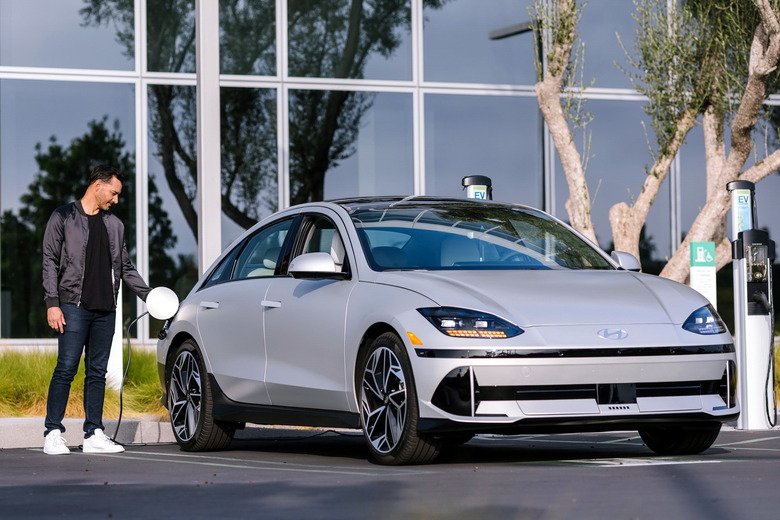 2023 Hyundai Ioniq 6 43