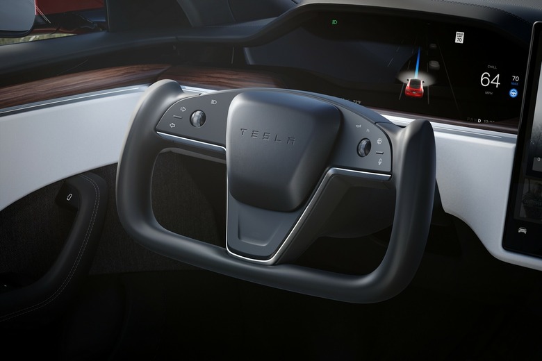 2022 Tesla Model S 7
