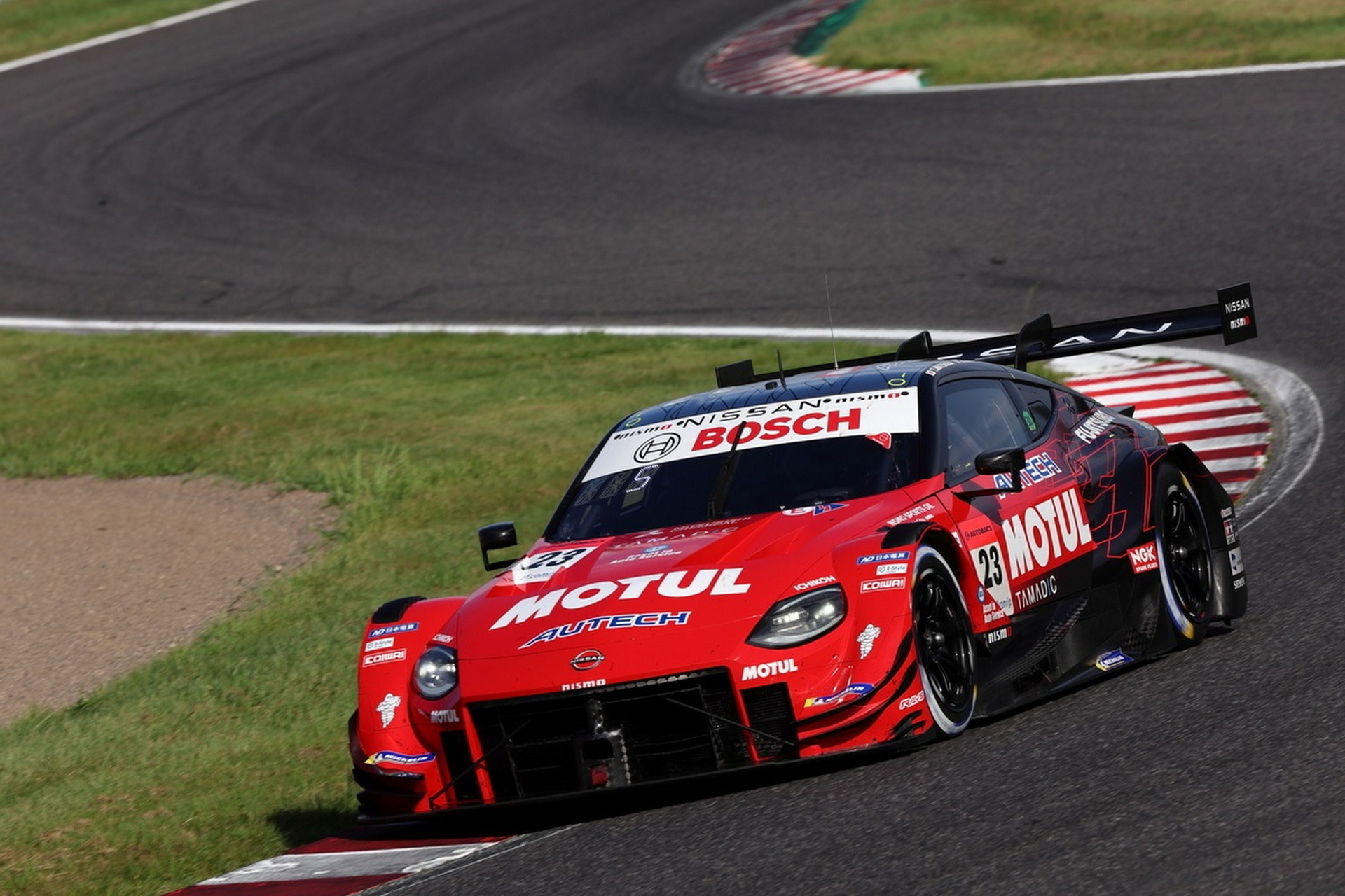 Nissan Motul Autech Z