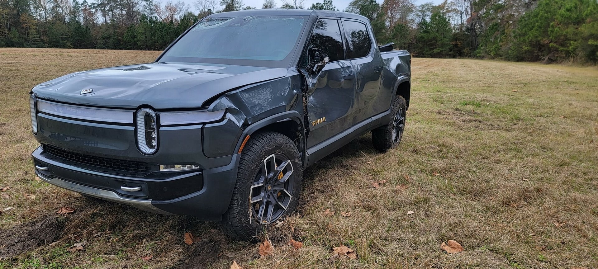 Rivian R1T - 1