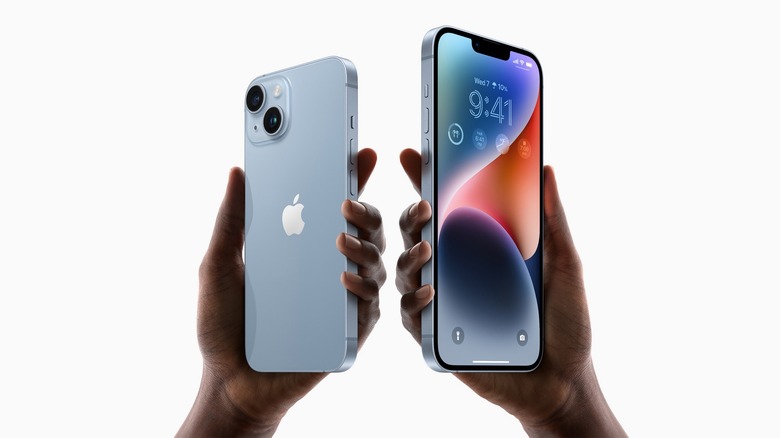 Apple iPhone 14 12