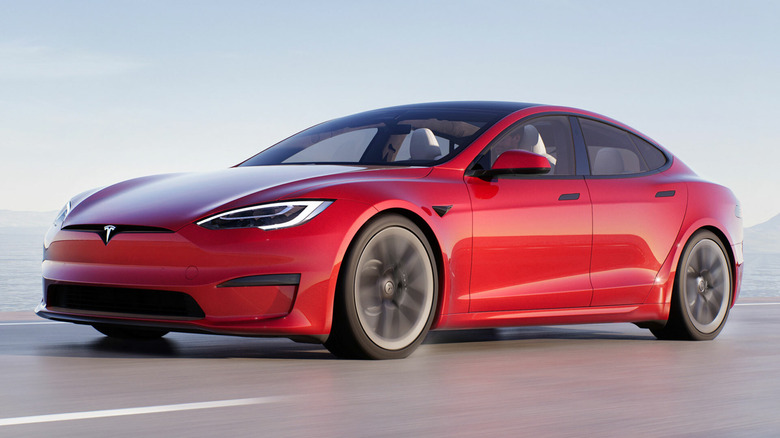 2022-Tesla-Model-S