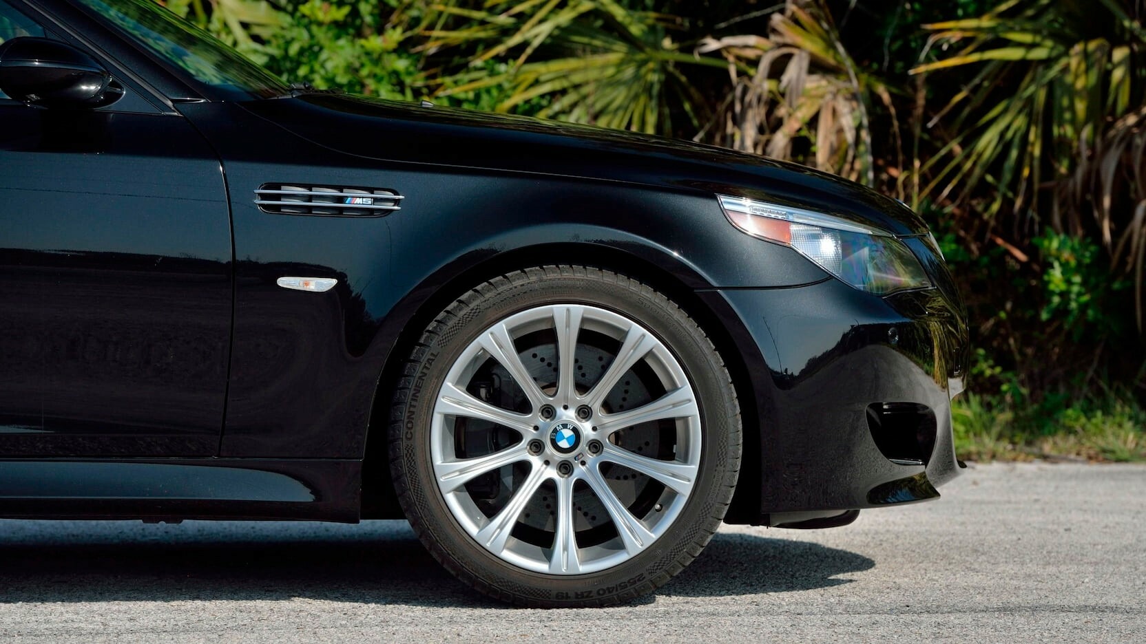 2006 BMW M5 19