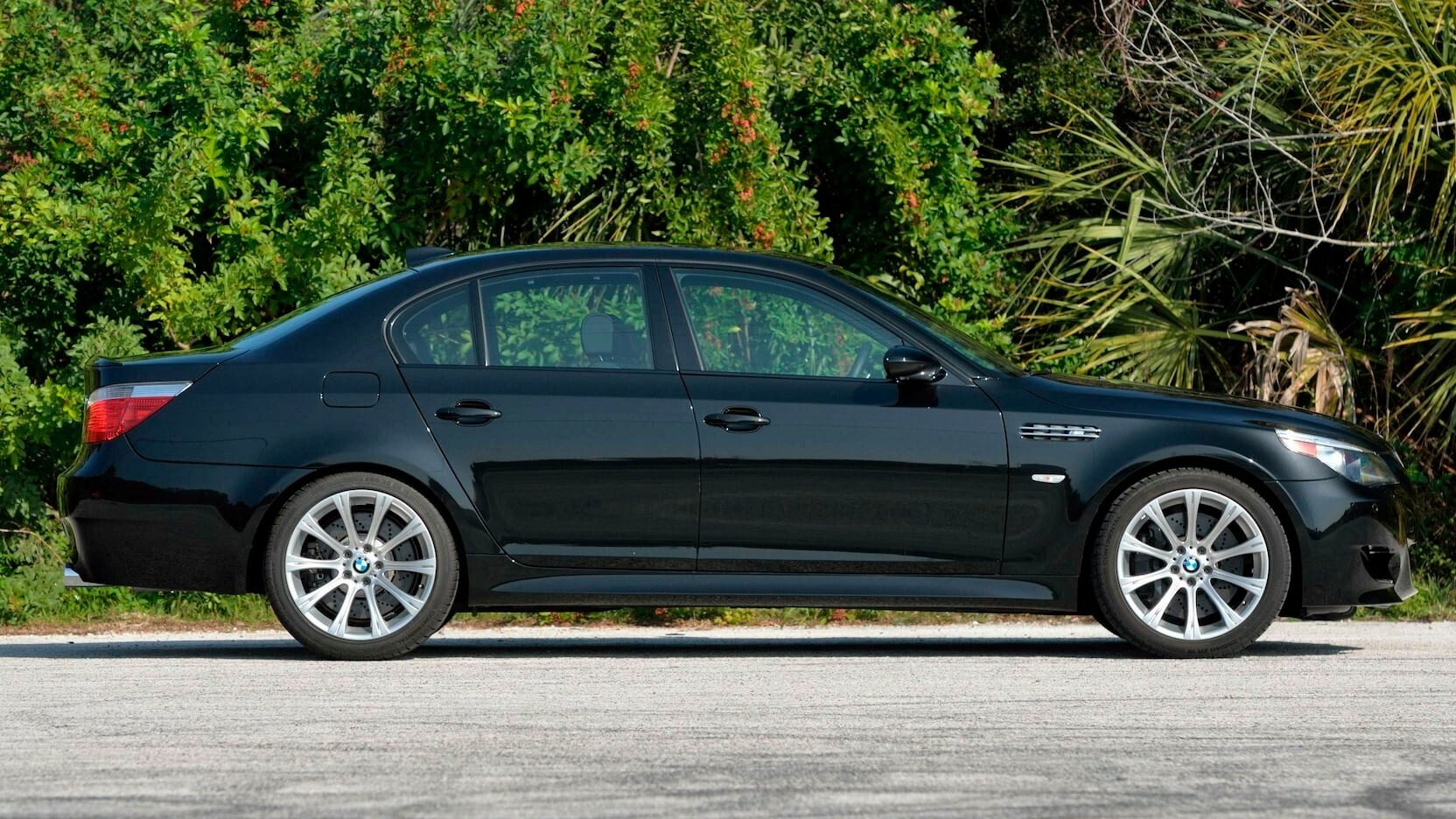 2006 BMW M5 2