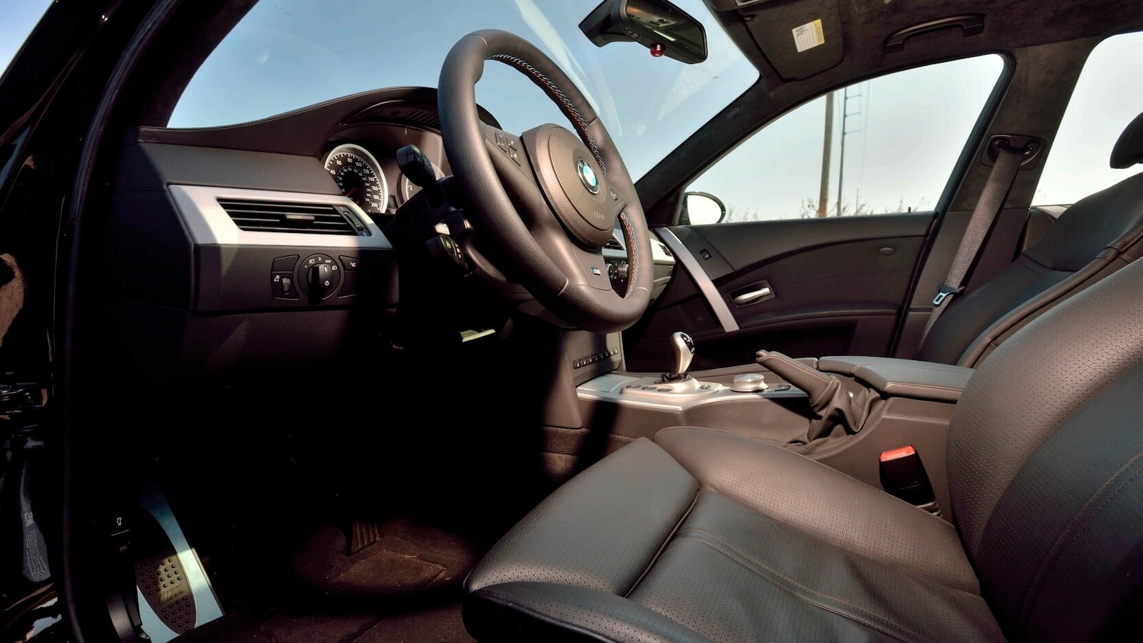 2006 BMW M5 22