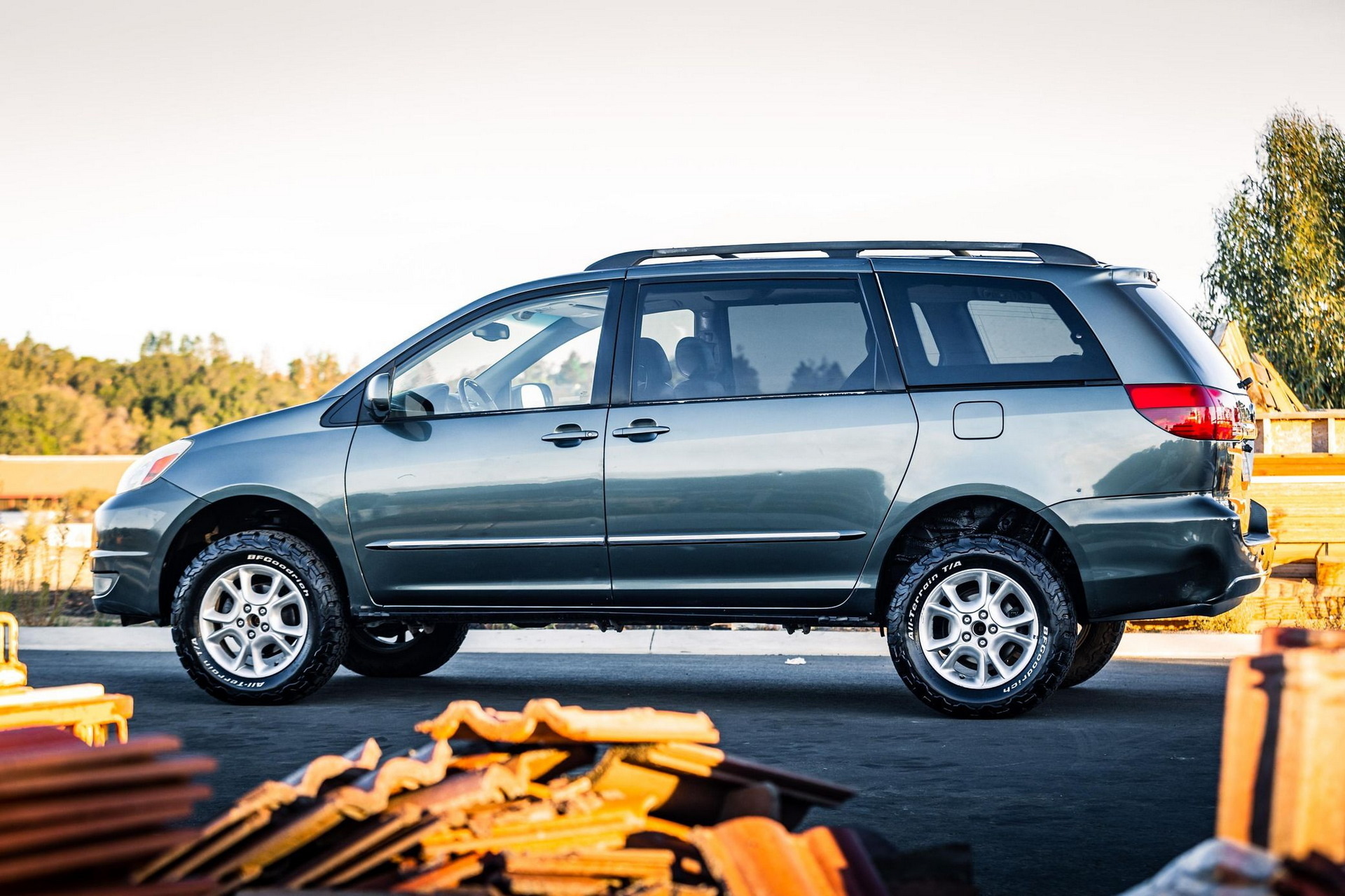 2004 Toyota Sienna XLE Limited AWD 10