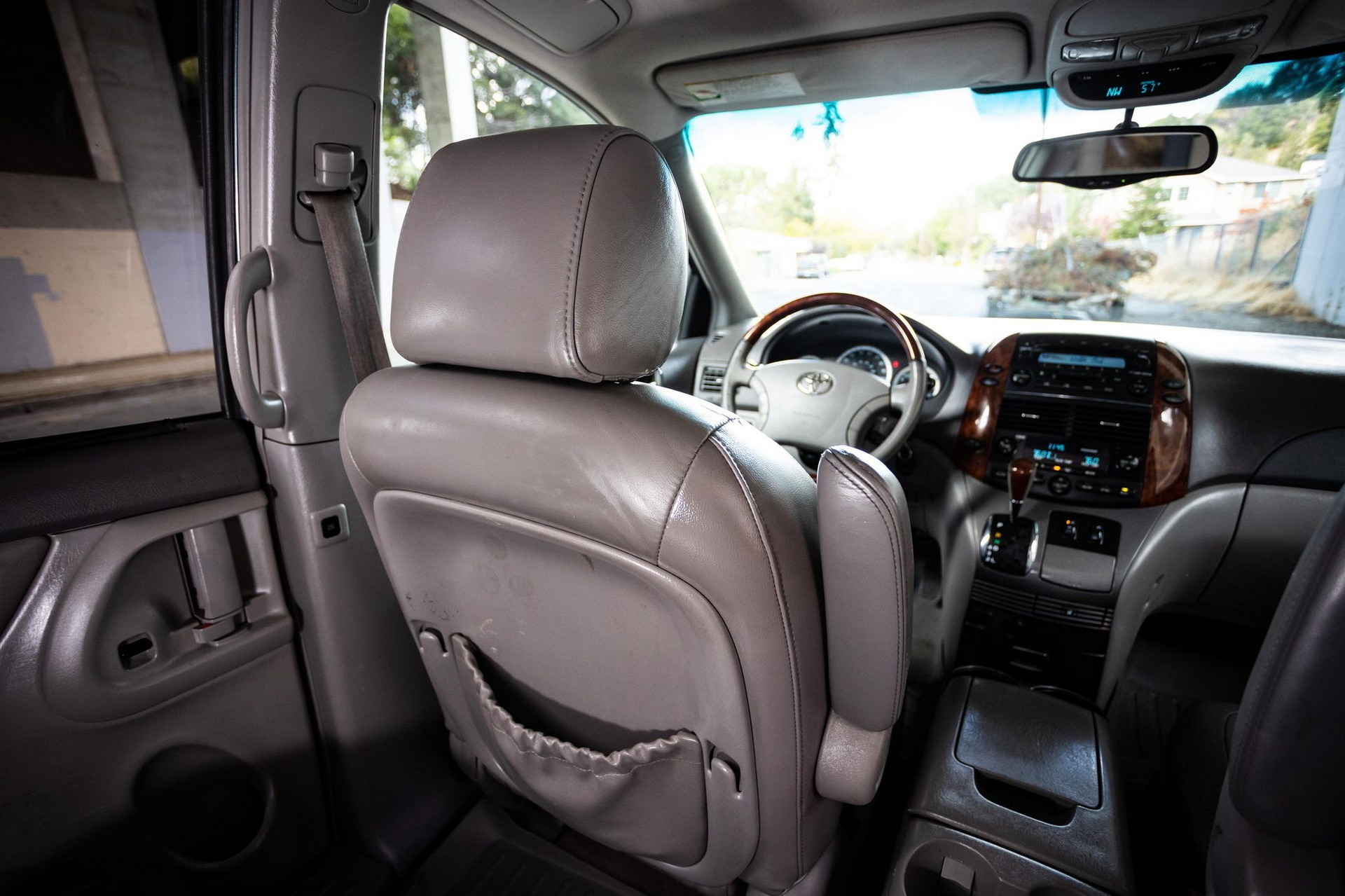 2004 Toyota Sienna XLE Limited AWD 35
