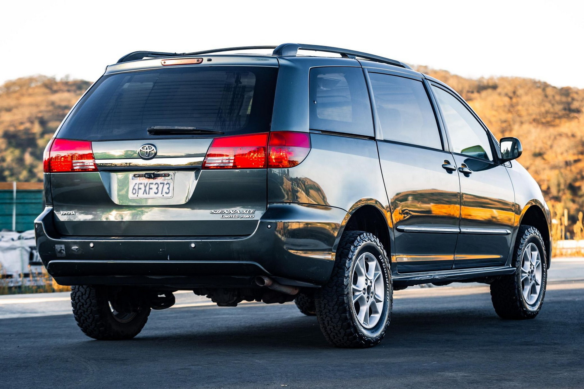 2004 Toyota Sienna XLE Limited AWD 4