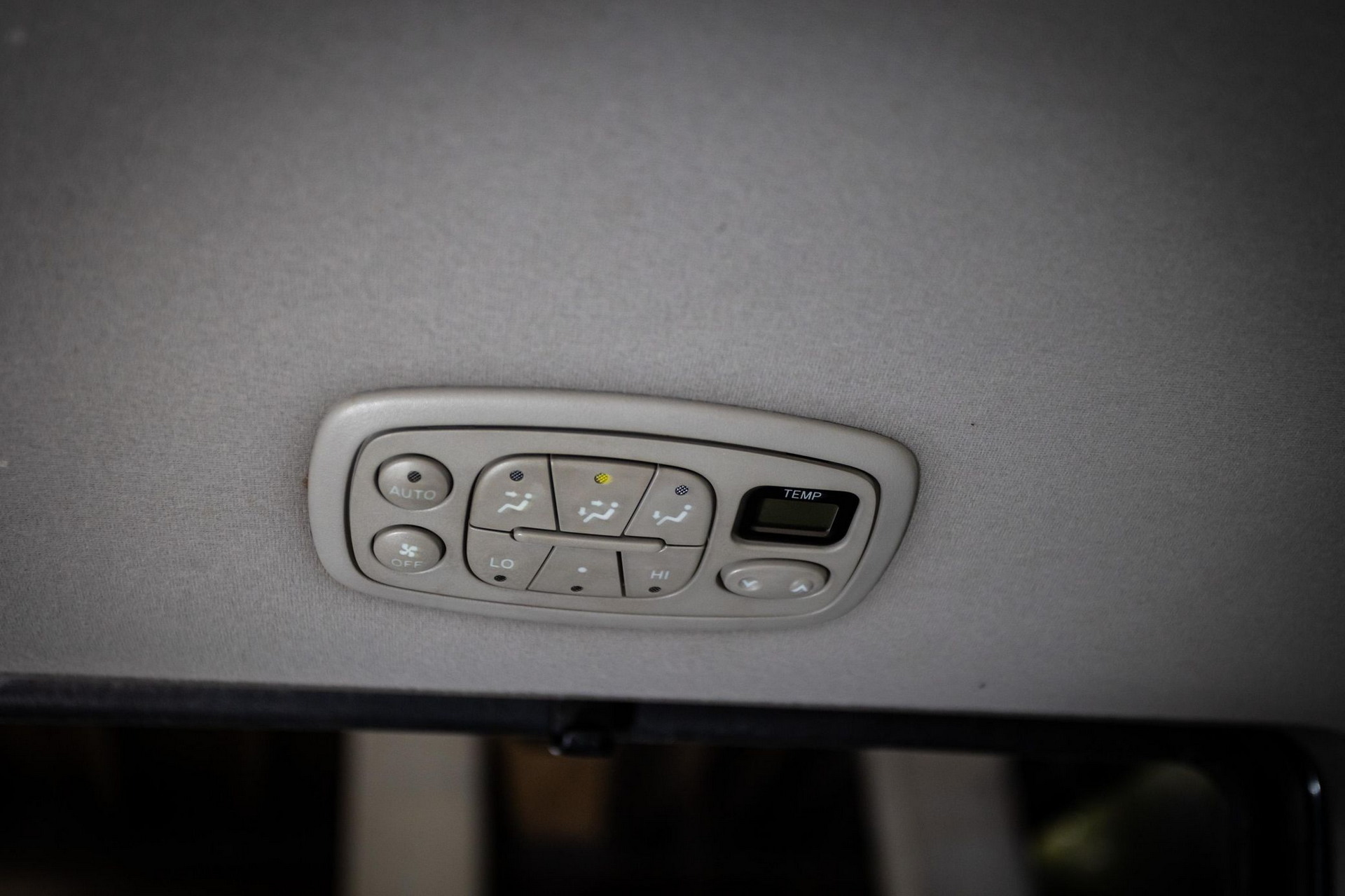 2004 Toyota Sienna XLE Limited AWD 55