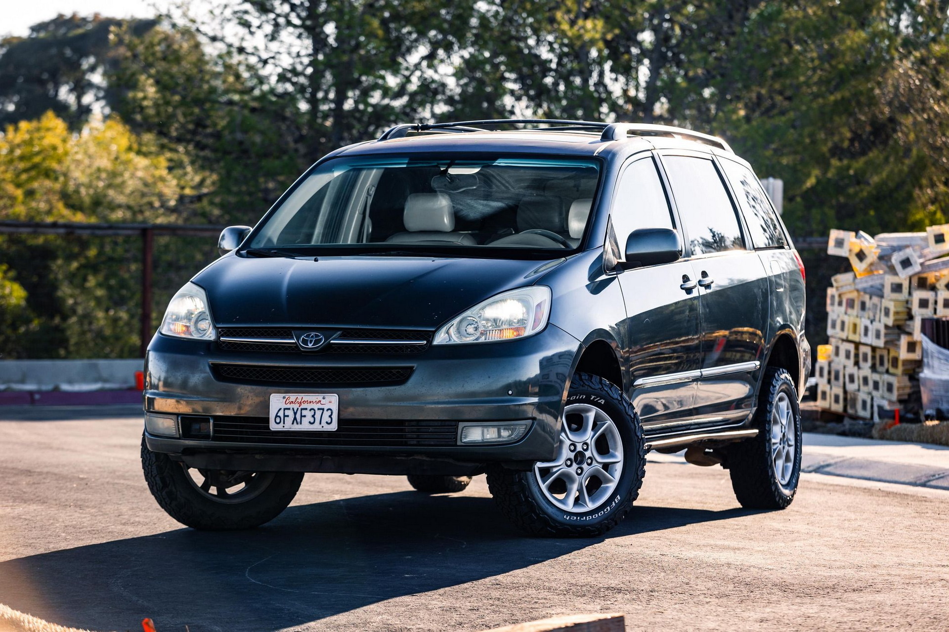 2004 Toyota Sienna XLE Limited AWD 8