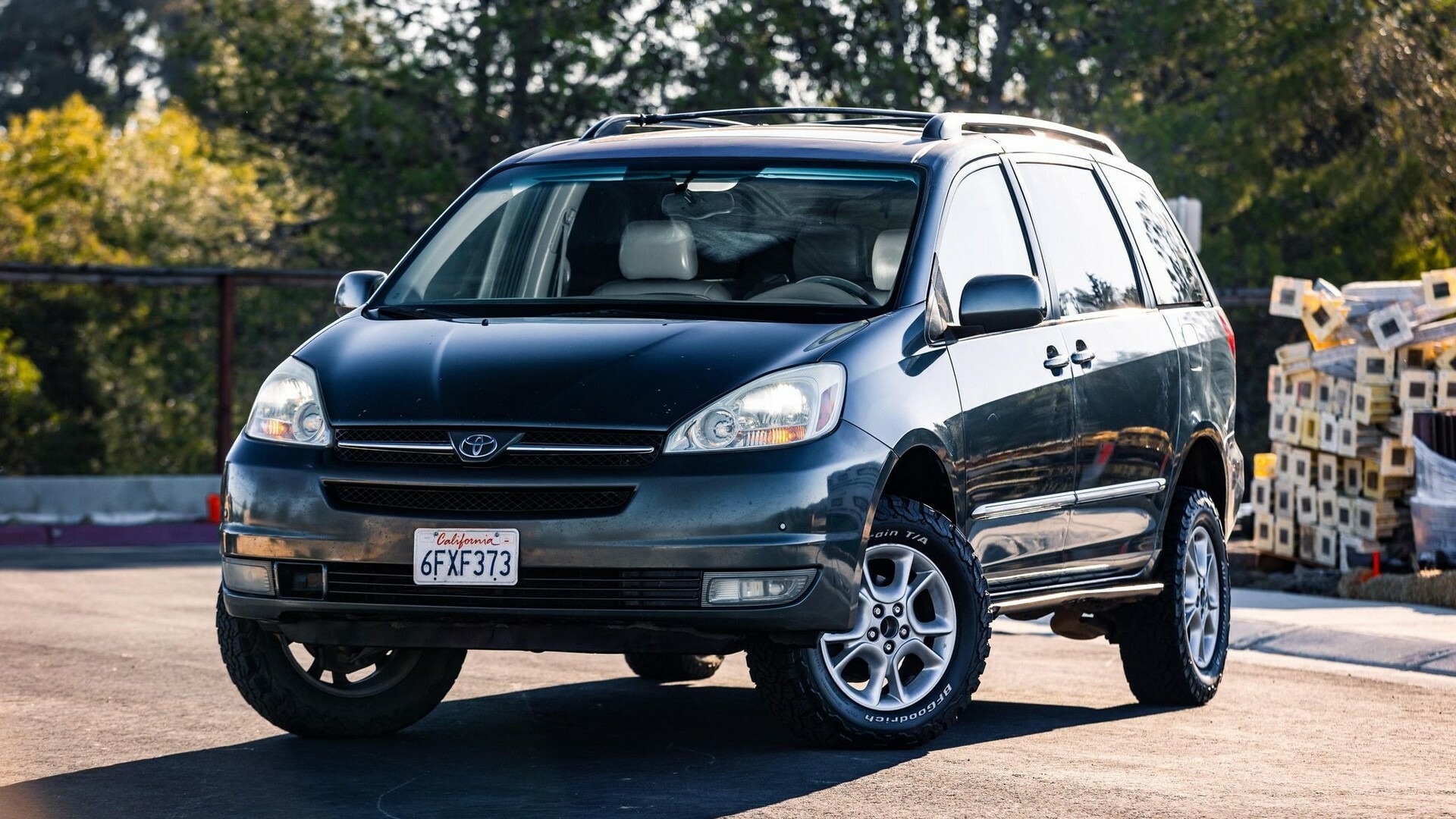 2004 Toyota Sienna XLE Limited AWD 84