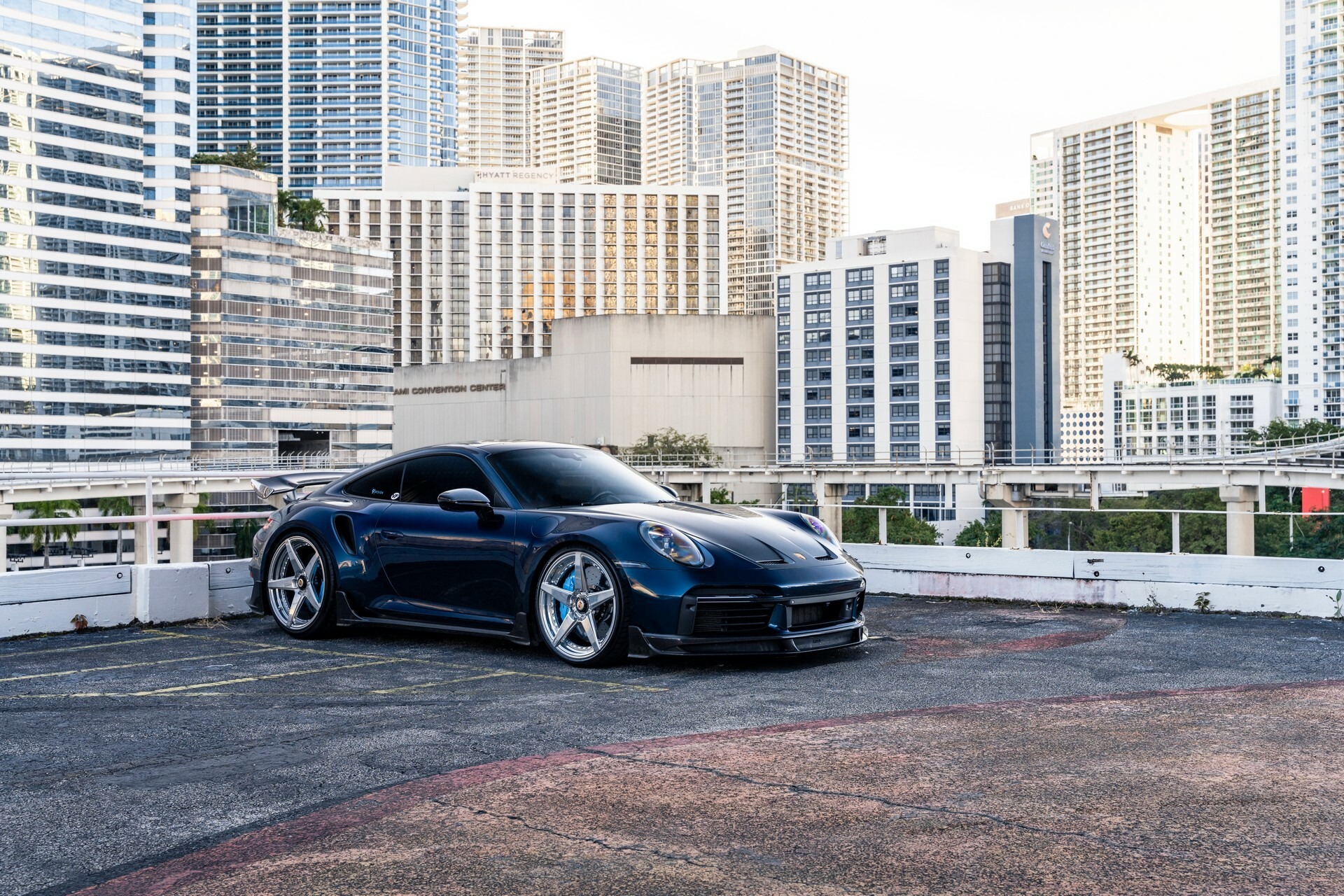 1016 Industries Porsche 911 Turbo S - 26