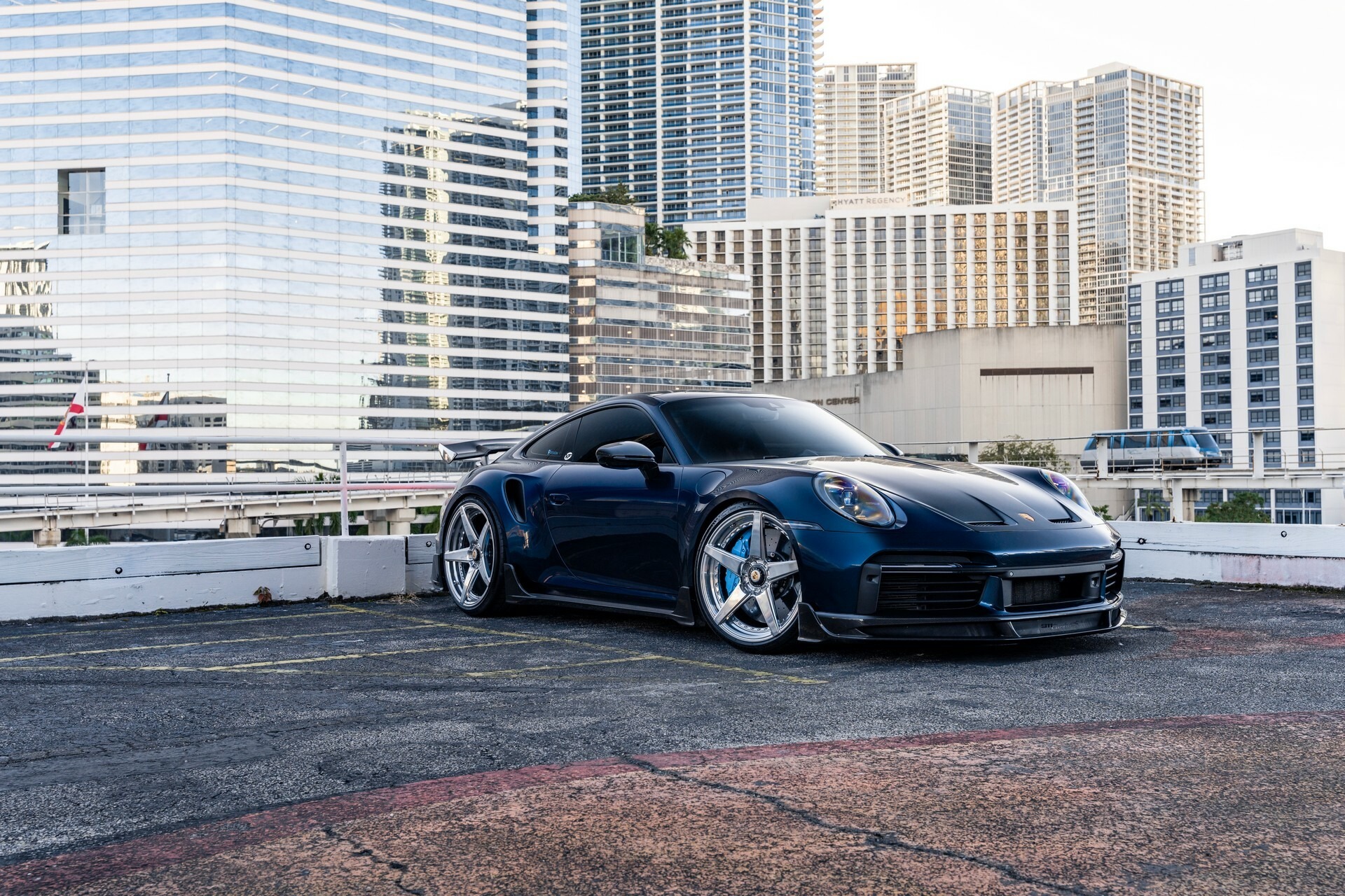 1016 Industries Porsche 911 Turbo S - 28