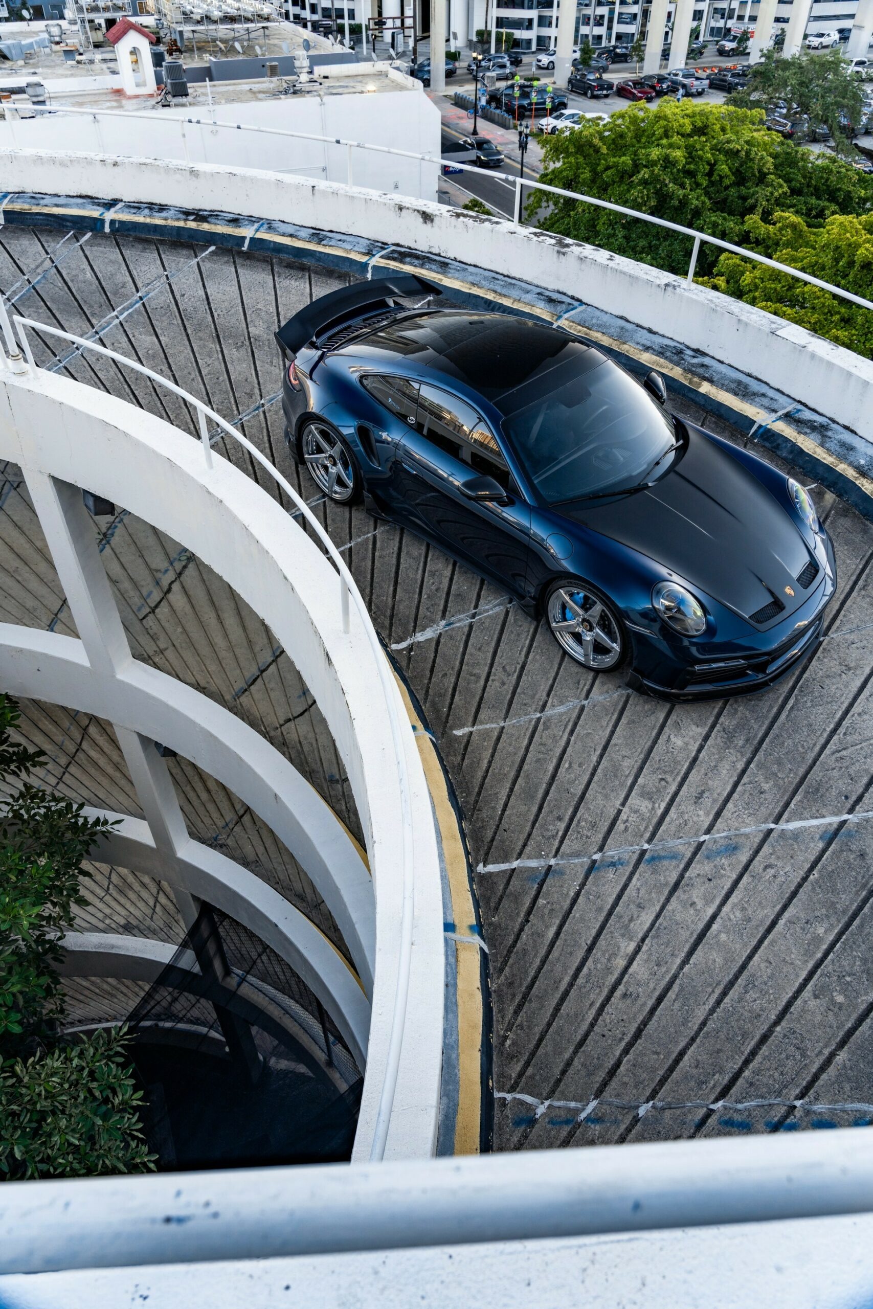 1016 Industries Porsche 911 Turbo S - 38