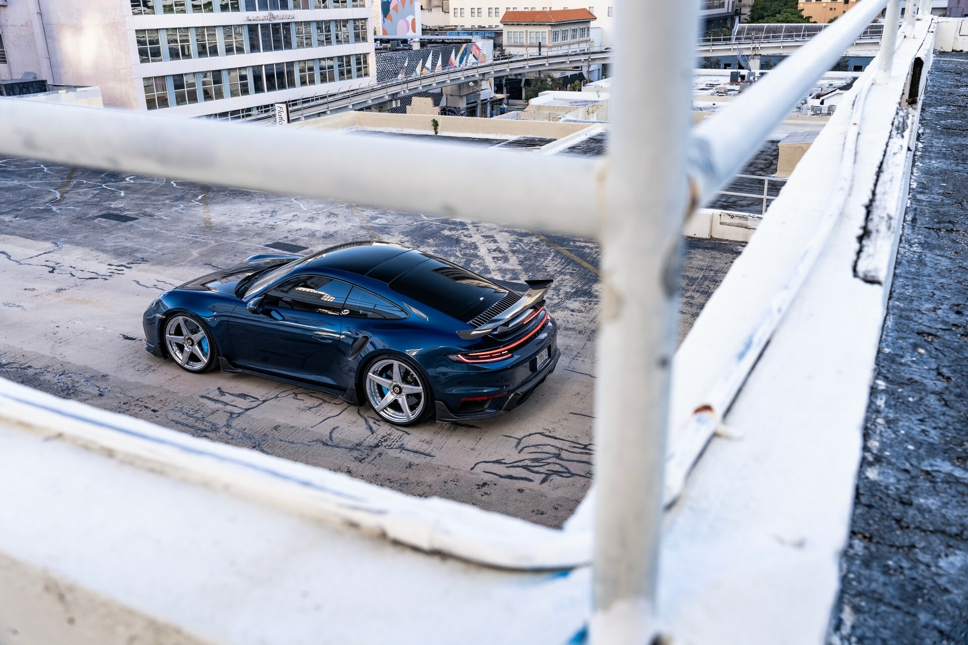 1016 Industries Porsche 911 Turbo S - 45