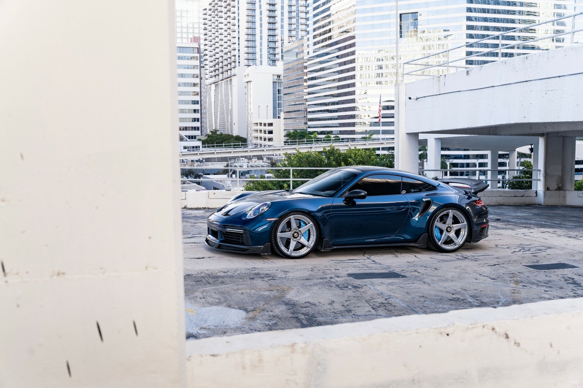 1016 Industries Porsche 911 Turbo S - 48