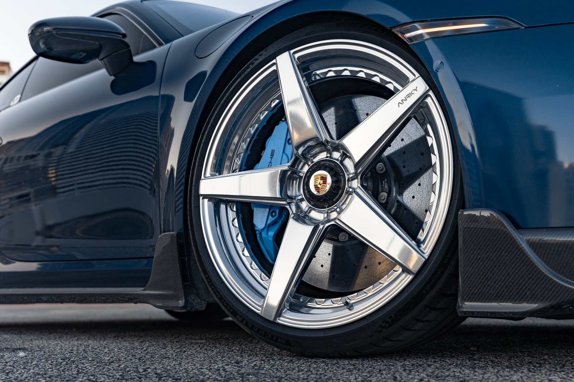 1016 Industries Porsche 911 Turbo S - 5