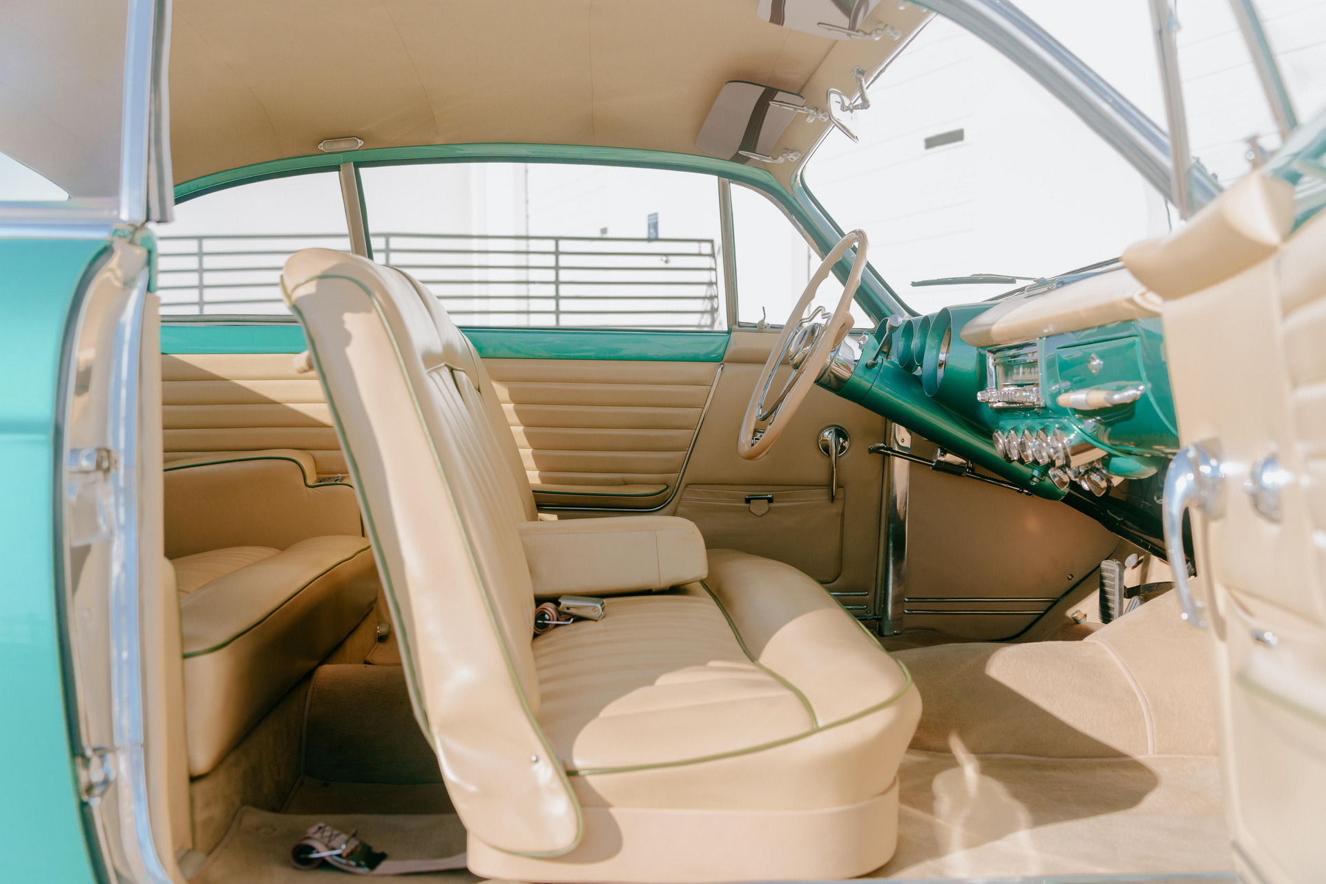 1954 Chrysler Ghia GS-1 Coupe 2_2