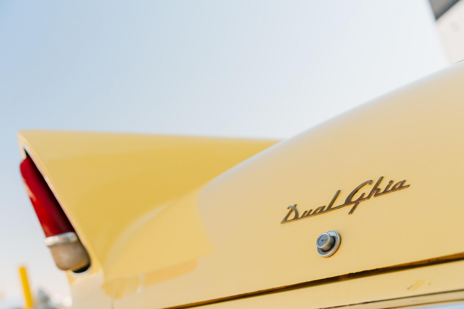 1957 Chrysler Ghia Super Dart 400 4_2