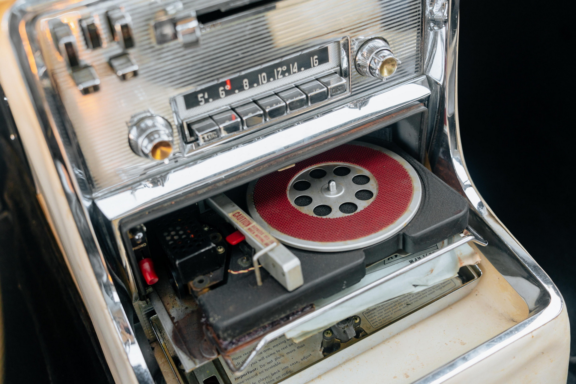 1957 Chrysler Ghia Super Dart 400 9_2