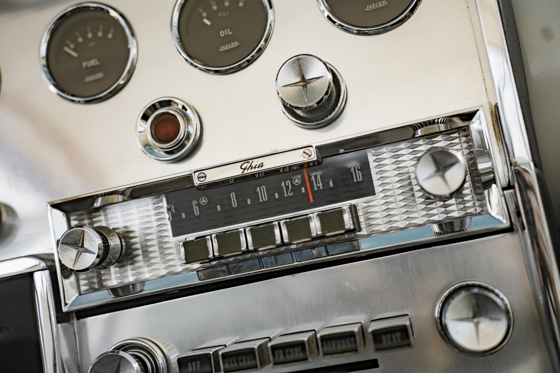 1962 Chrysler Ghia L6.4 12_2