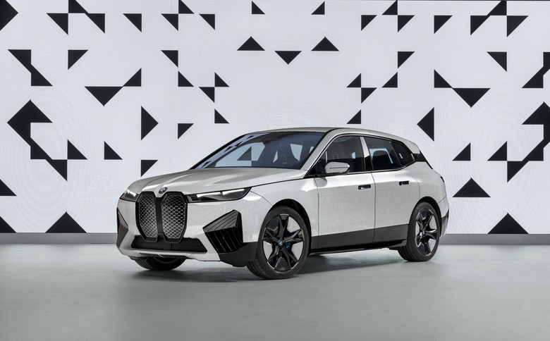 2023 BMW iX