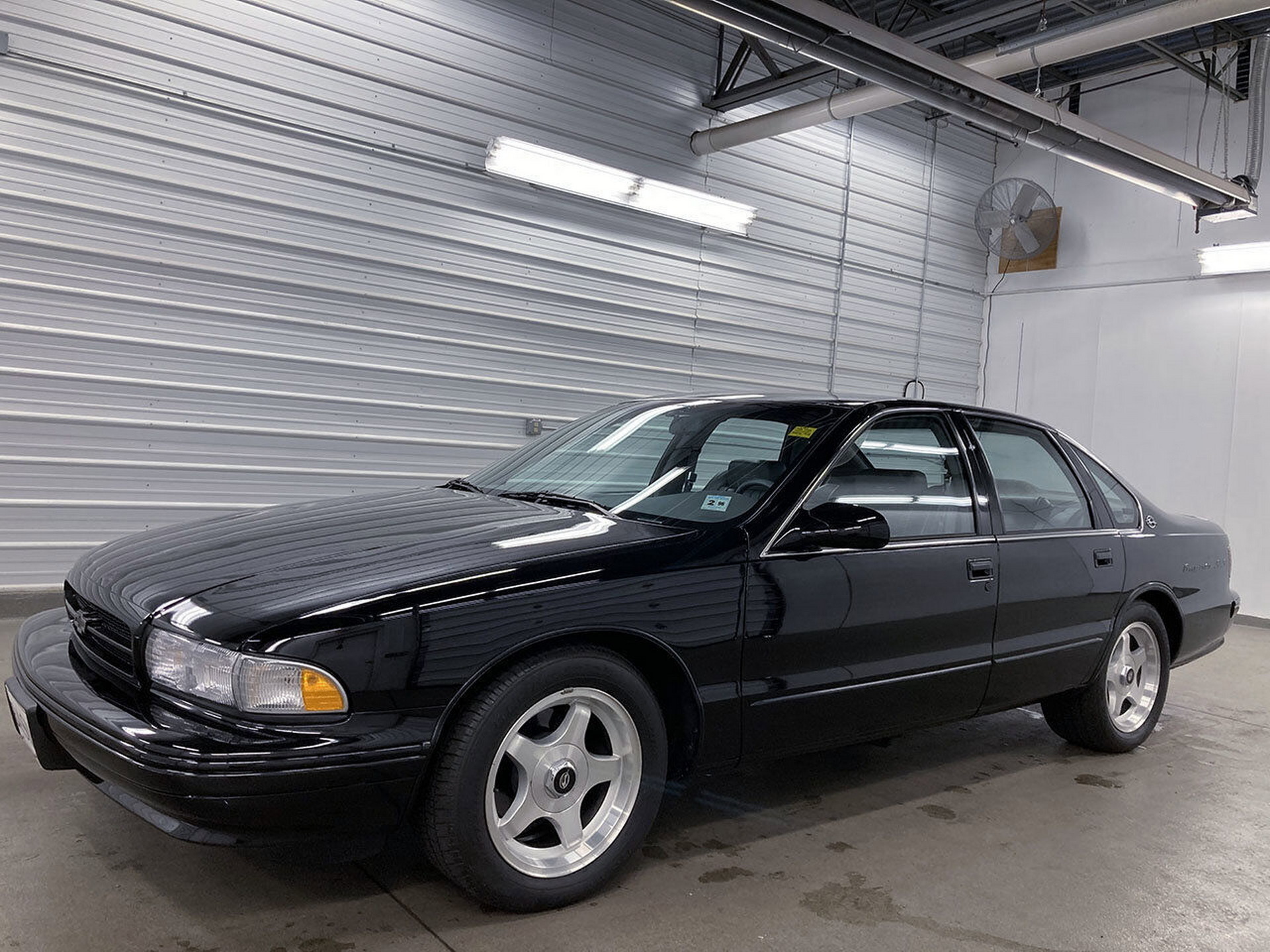 1995 Chevy Impala SS 21