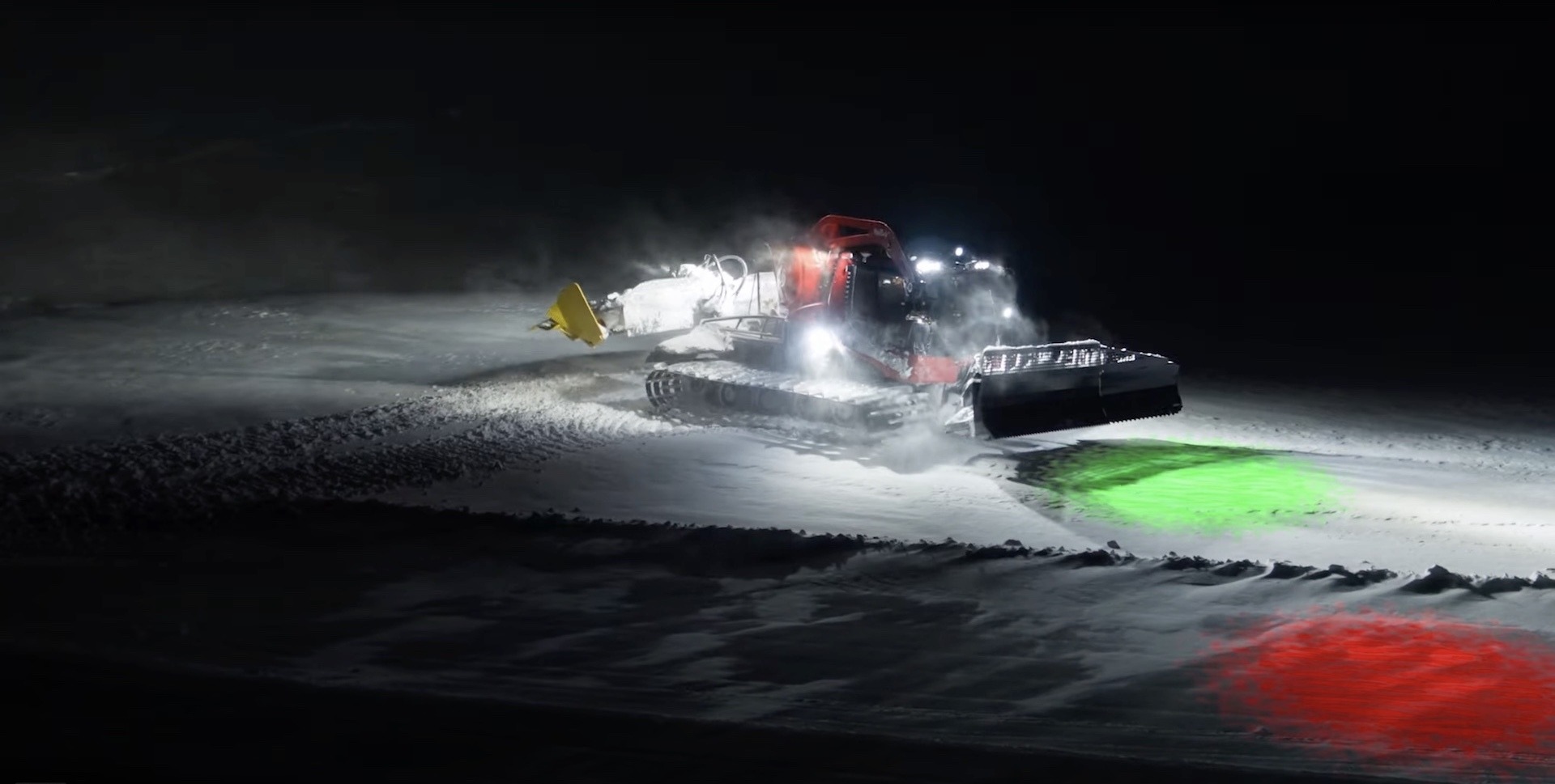 PistenBully Snowsat snowcat groomer 00012