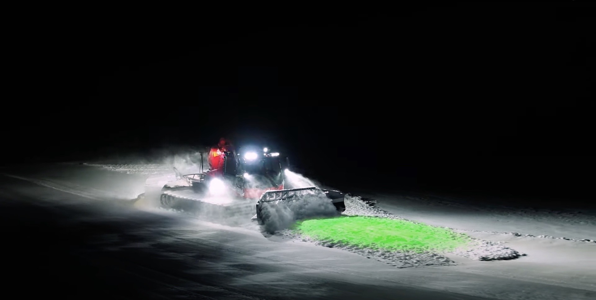 PistenBully Snowsat snowcat groomer 00013