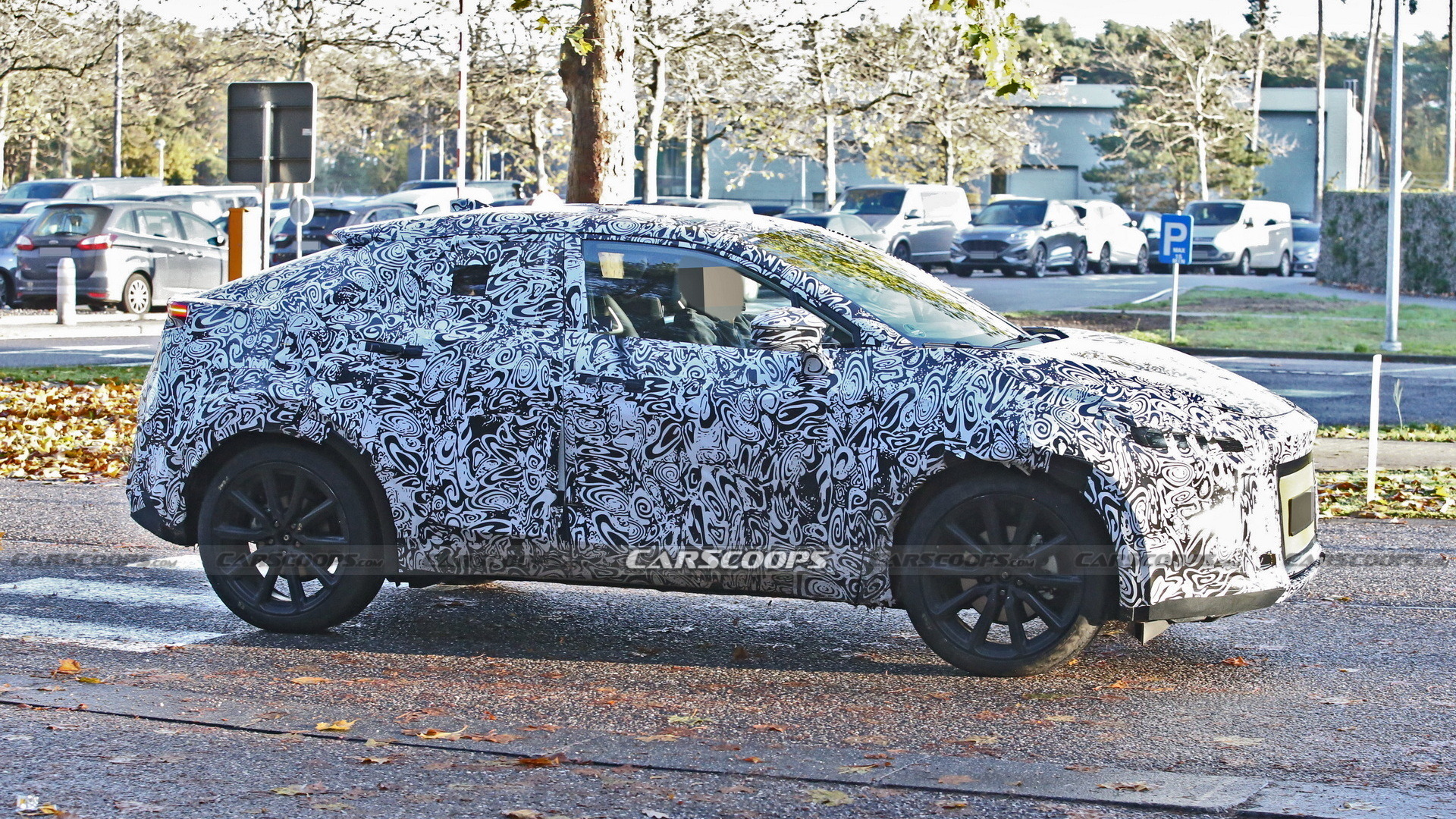 2024 Toyota C-HR 10