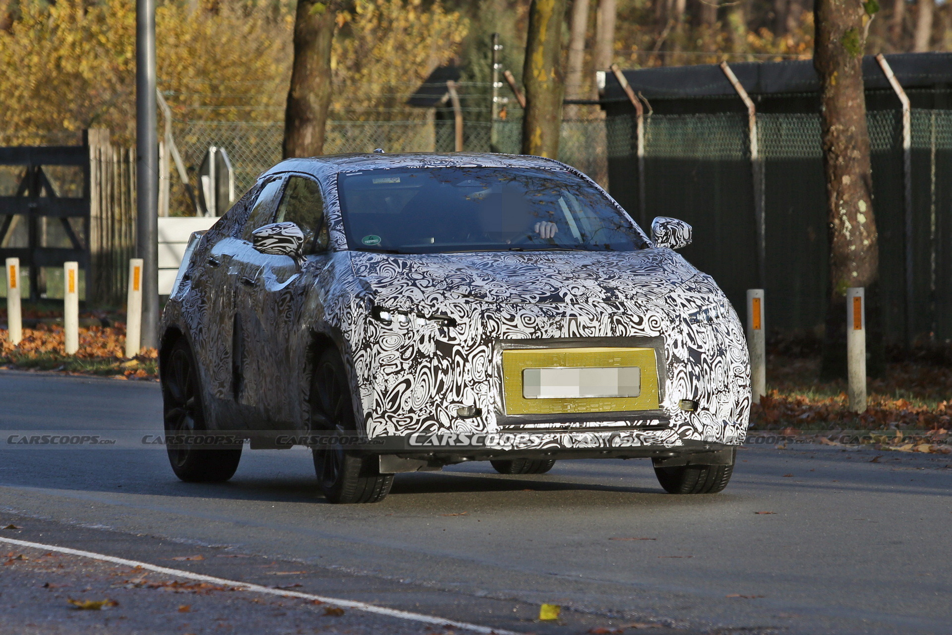 2024 Toyota C-HR 3