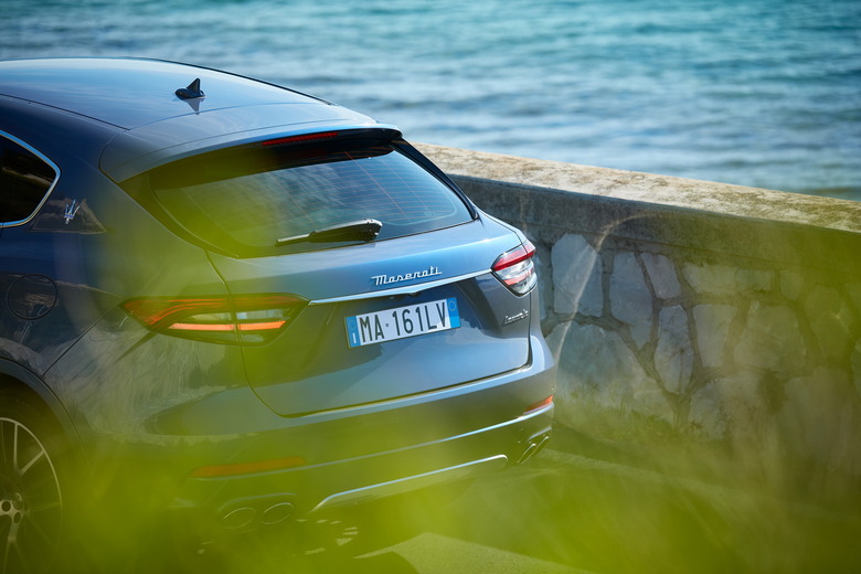 Maserati-Levante-Hybrid-39