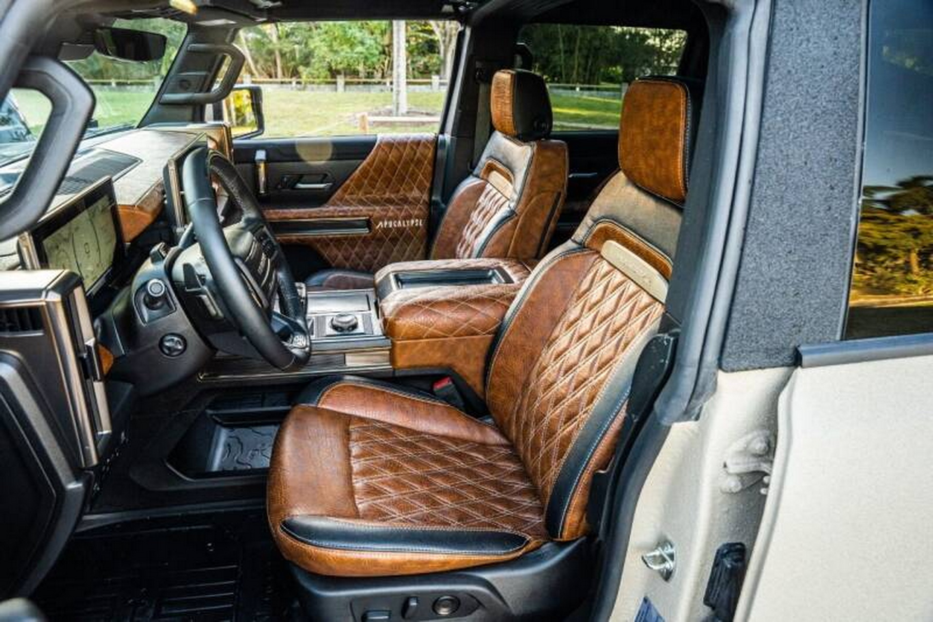 Sandstorm Kevlar GMC Hummer EV 15