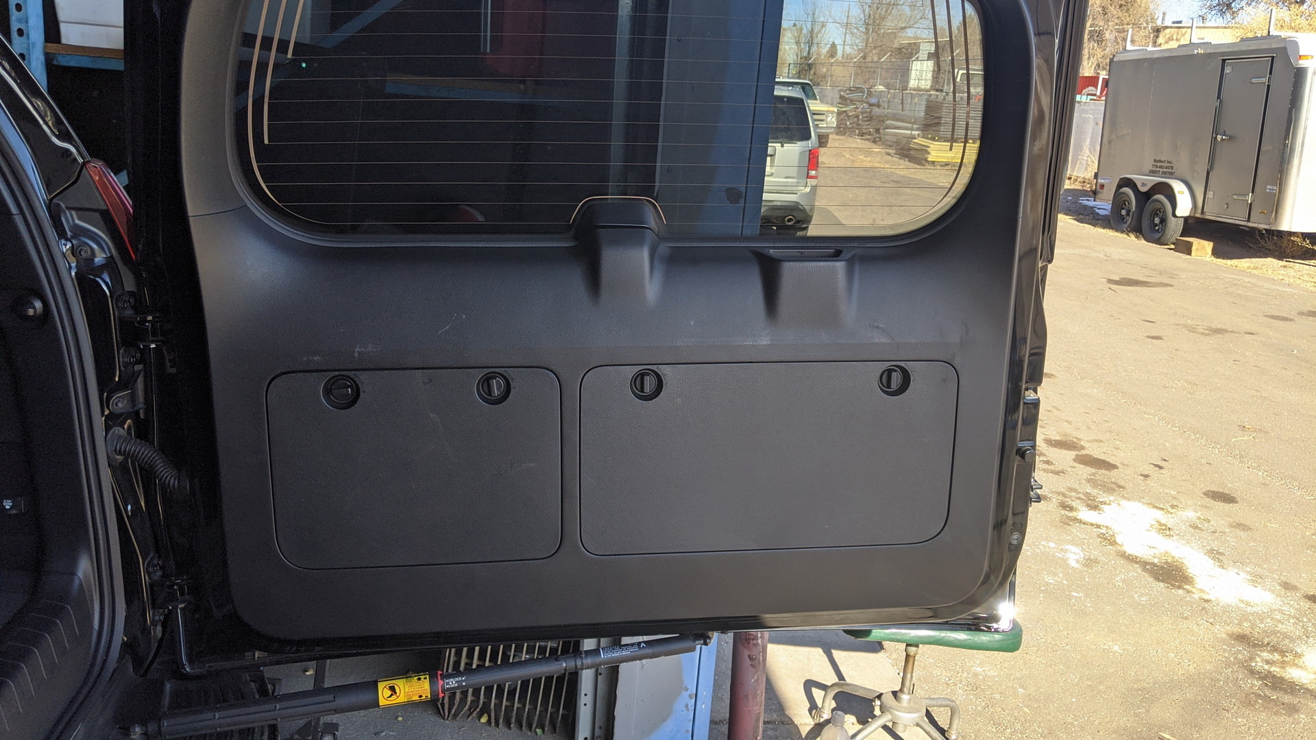 2022 Leuxs GX 460 - Stephen Rivers for Carscoops 20