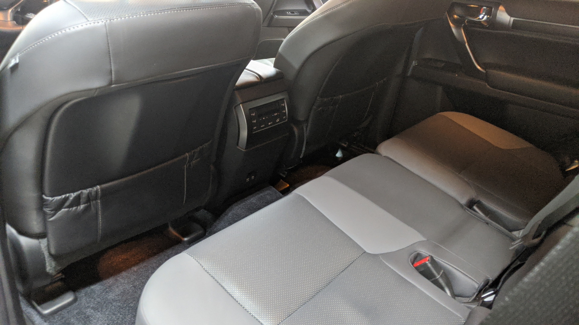 2022 Leuxs GX 460 - Stephen Rivers for Carscoops 28