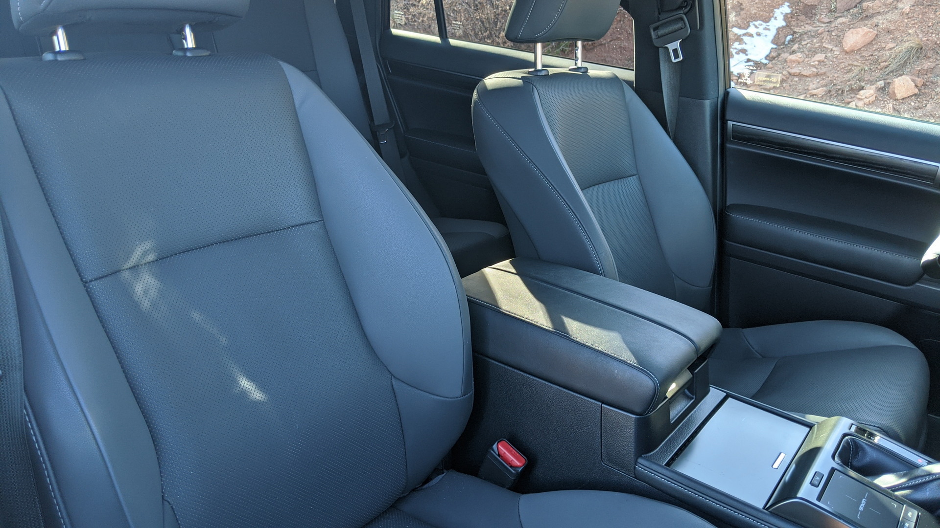 2022 Leuxs GX 460 - Stephen Rivers for Carscoops 59