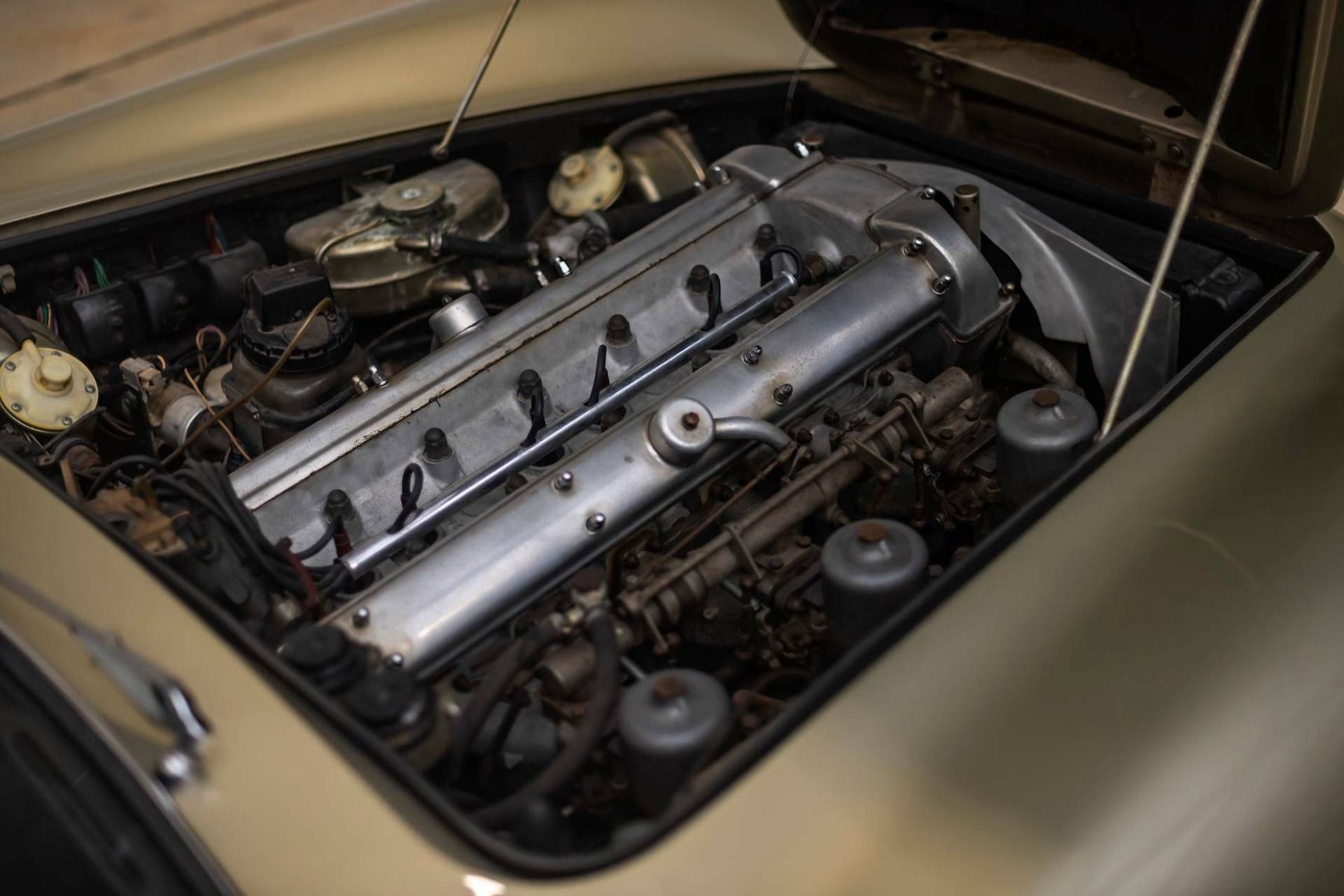 Lagonda Rapide 00012