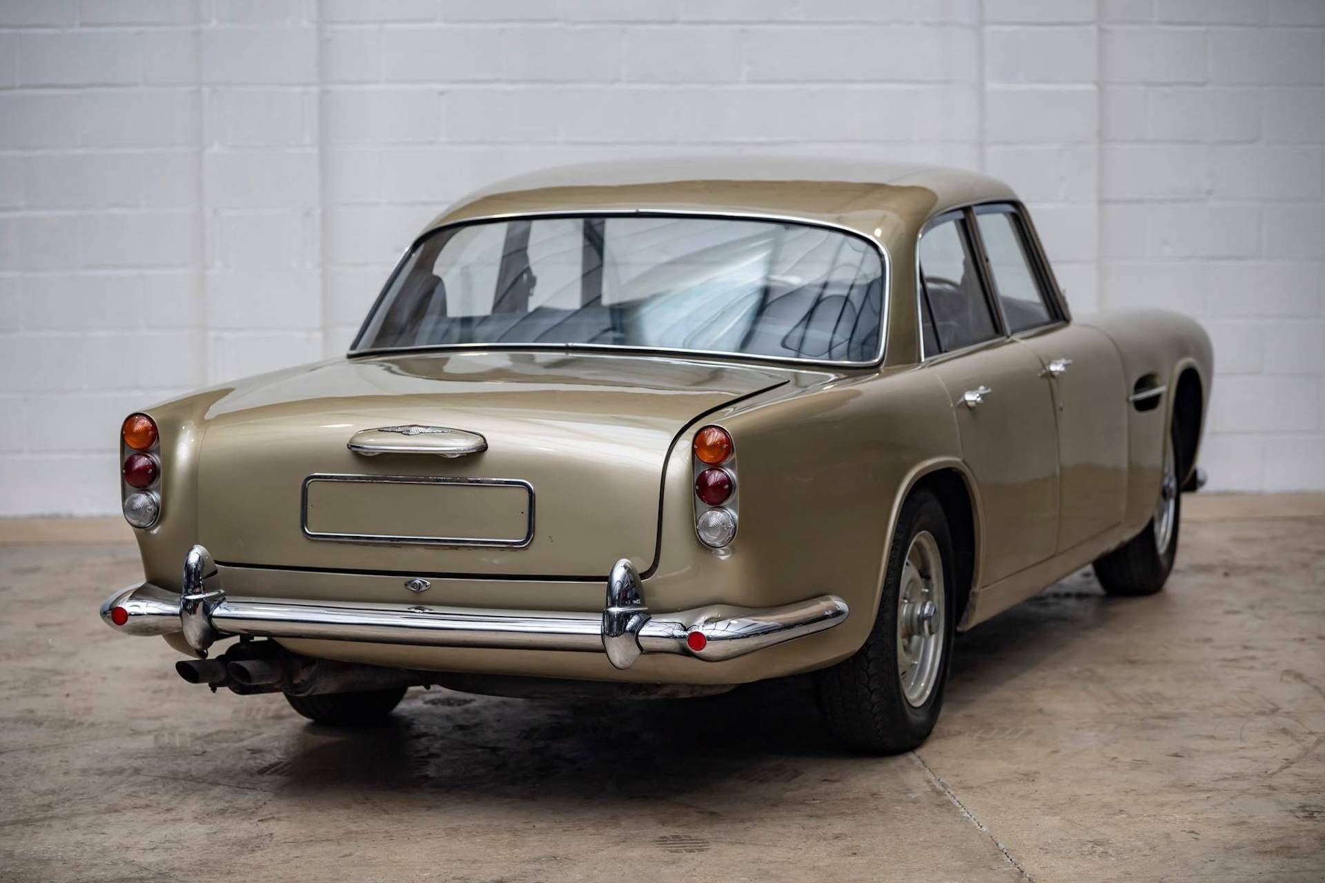 Lagonda Rapide 00018
