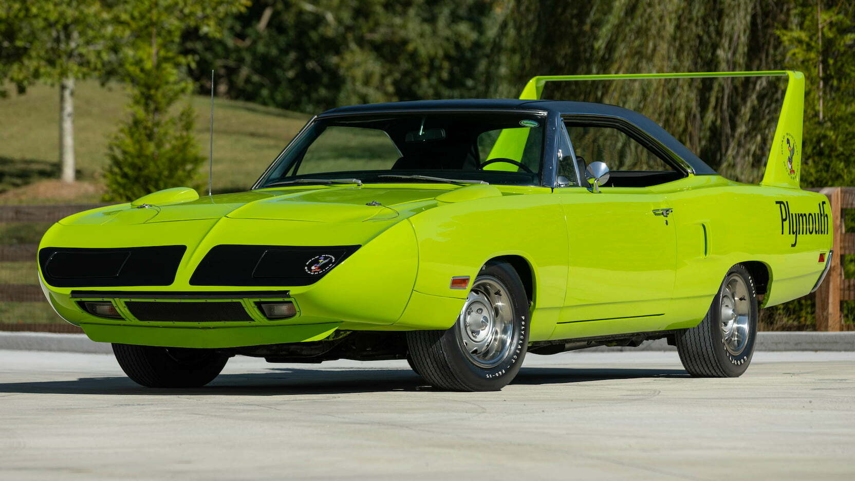 Plymouth Hemi Superbird 1
