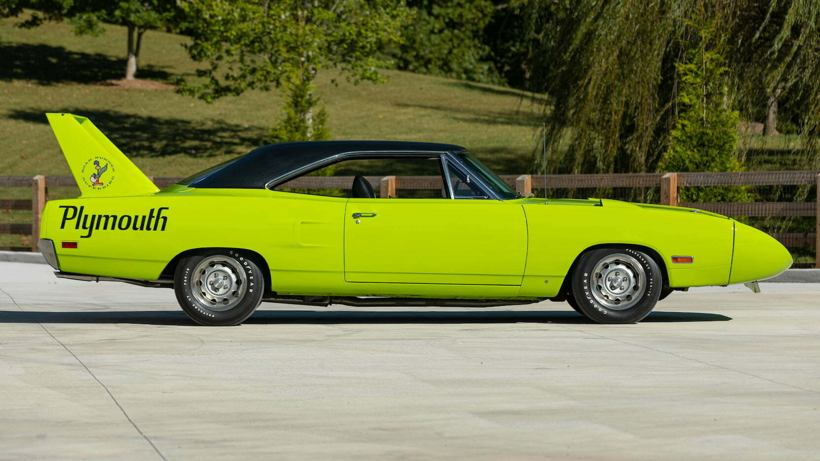 Plymouth Hemi Superbird 5