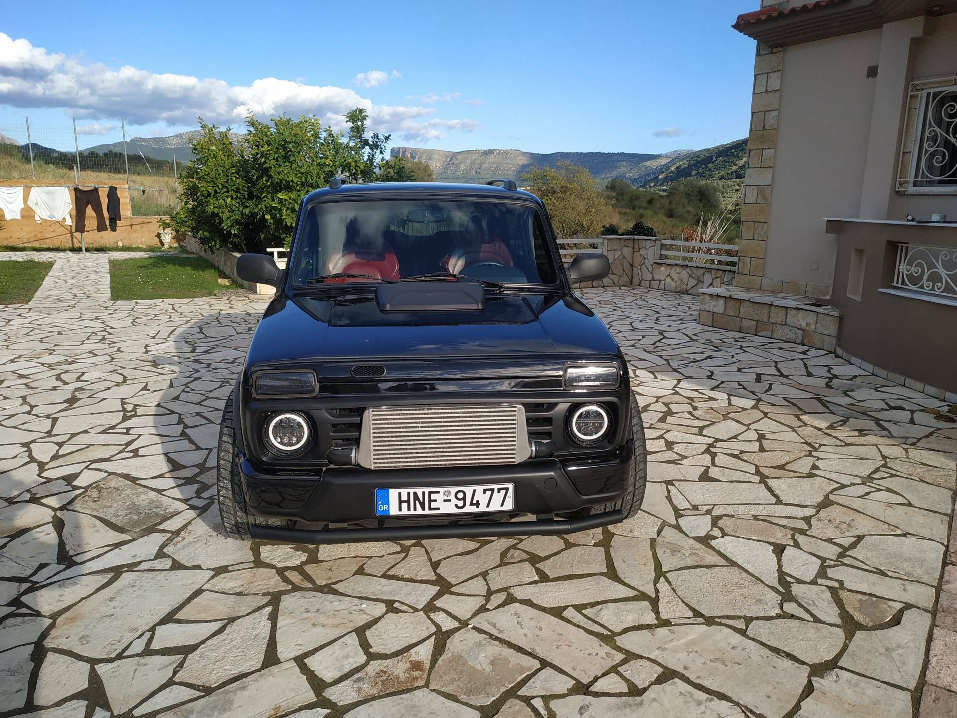 Modified Lada Niva (6)