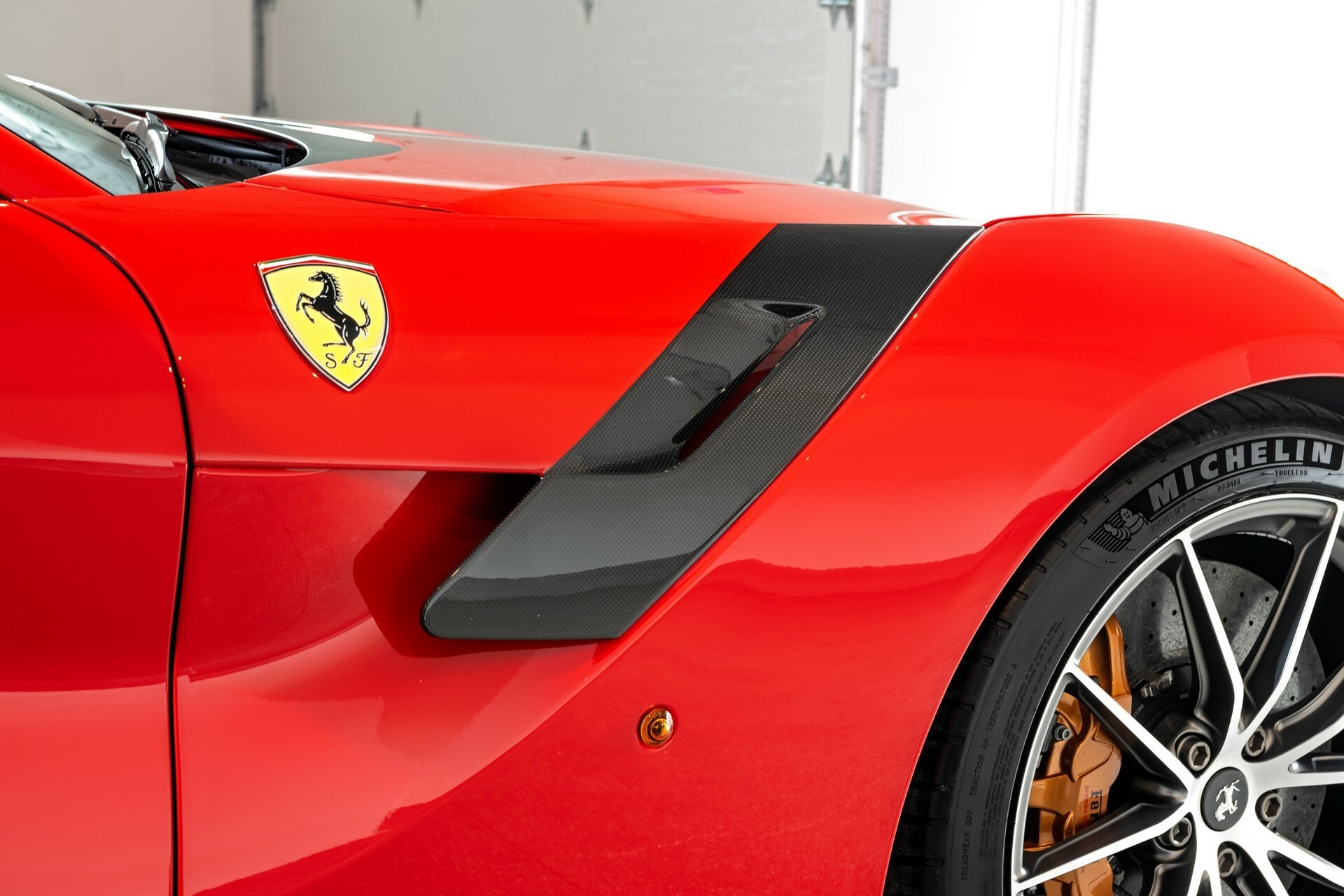 Ferrari F12tdf - 12